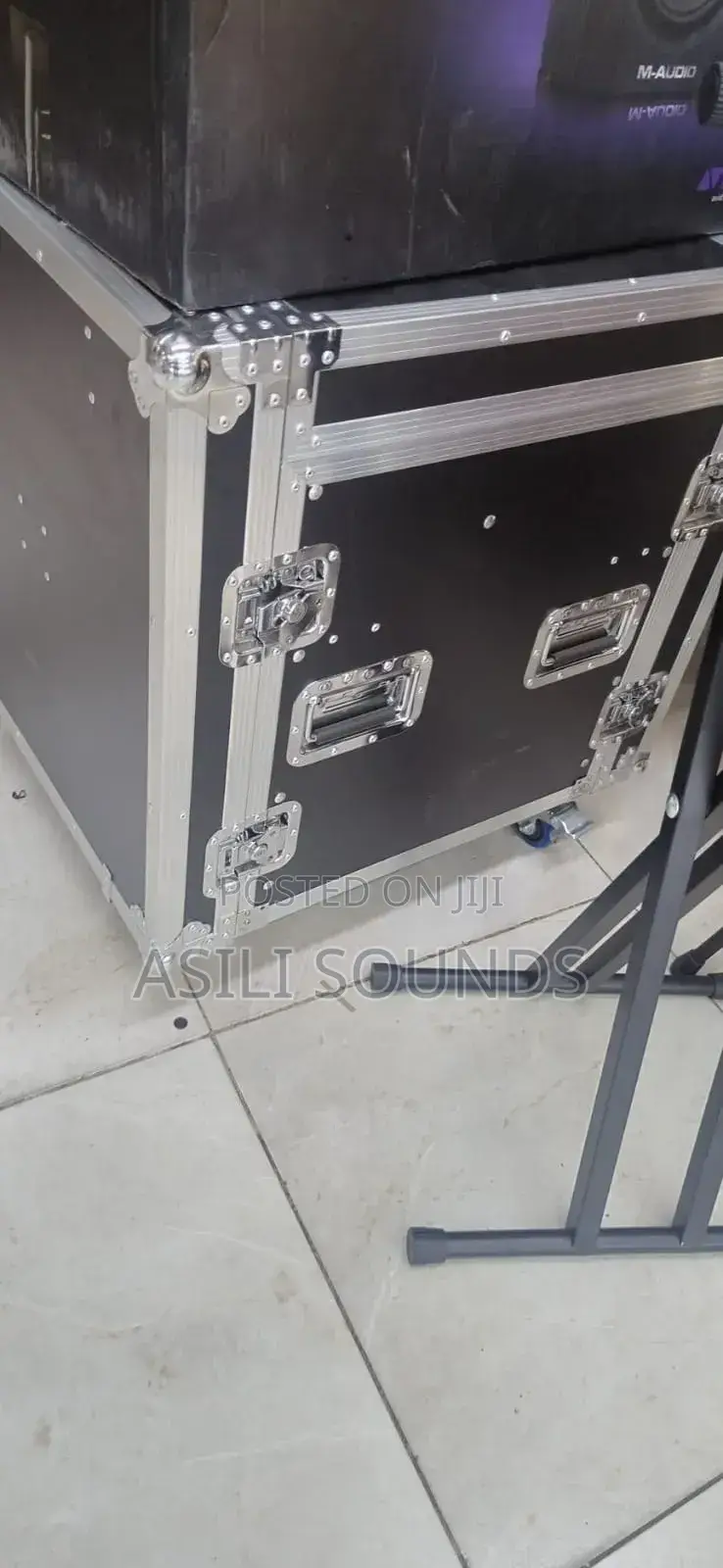 Prox Flip-Ready Easy Hydraulic Lifting Case