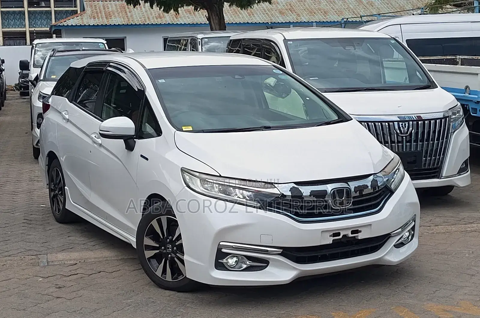 Honda Shuttle 1.5 Hybrid 2WD 2019 White