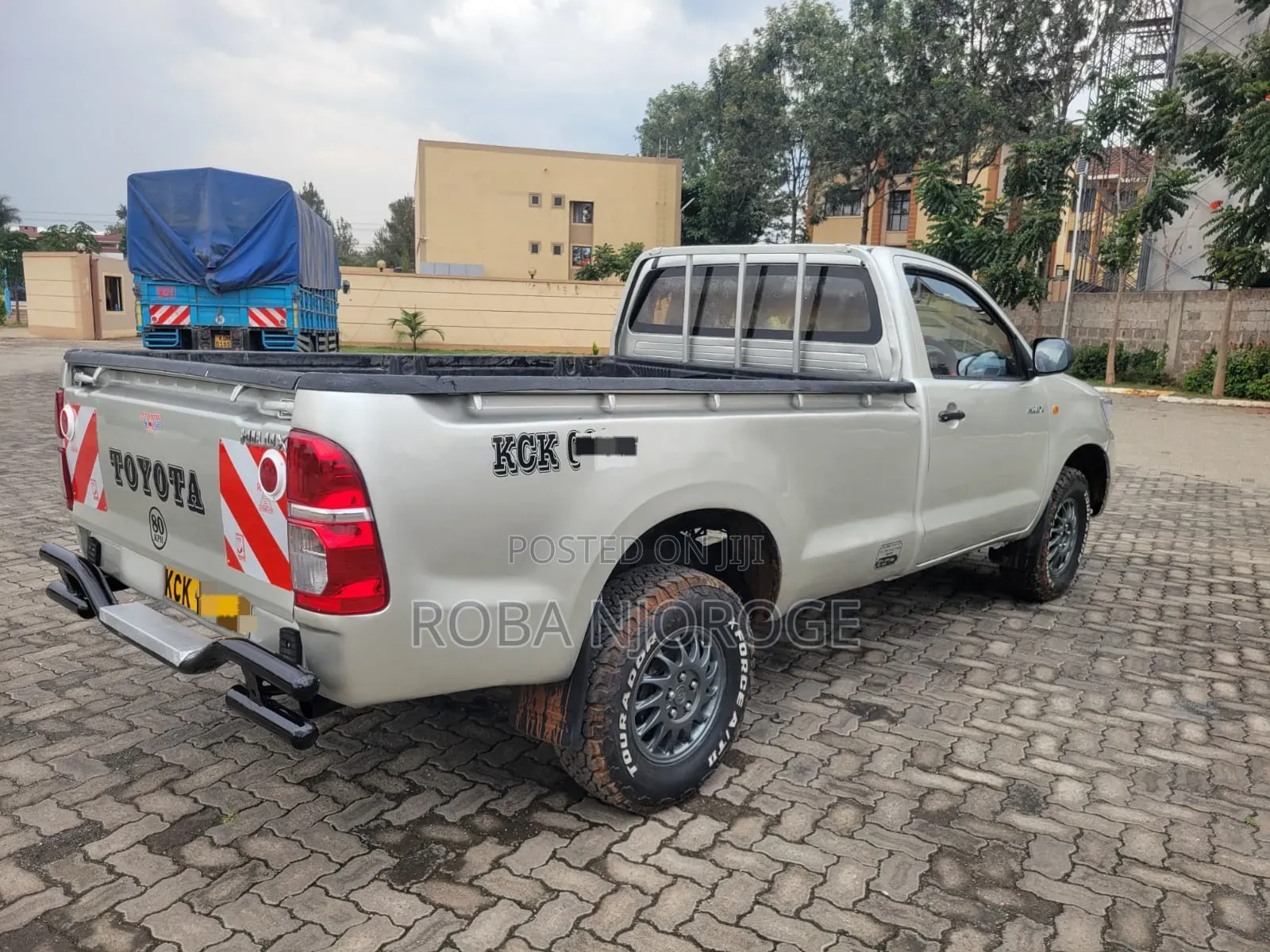Toyota Hilux 2.5 D-4D SRX 2009 Silver