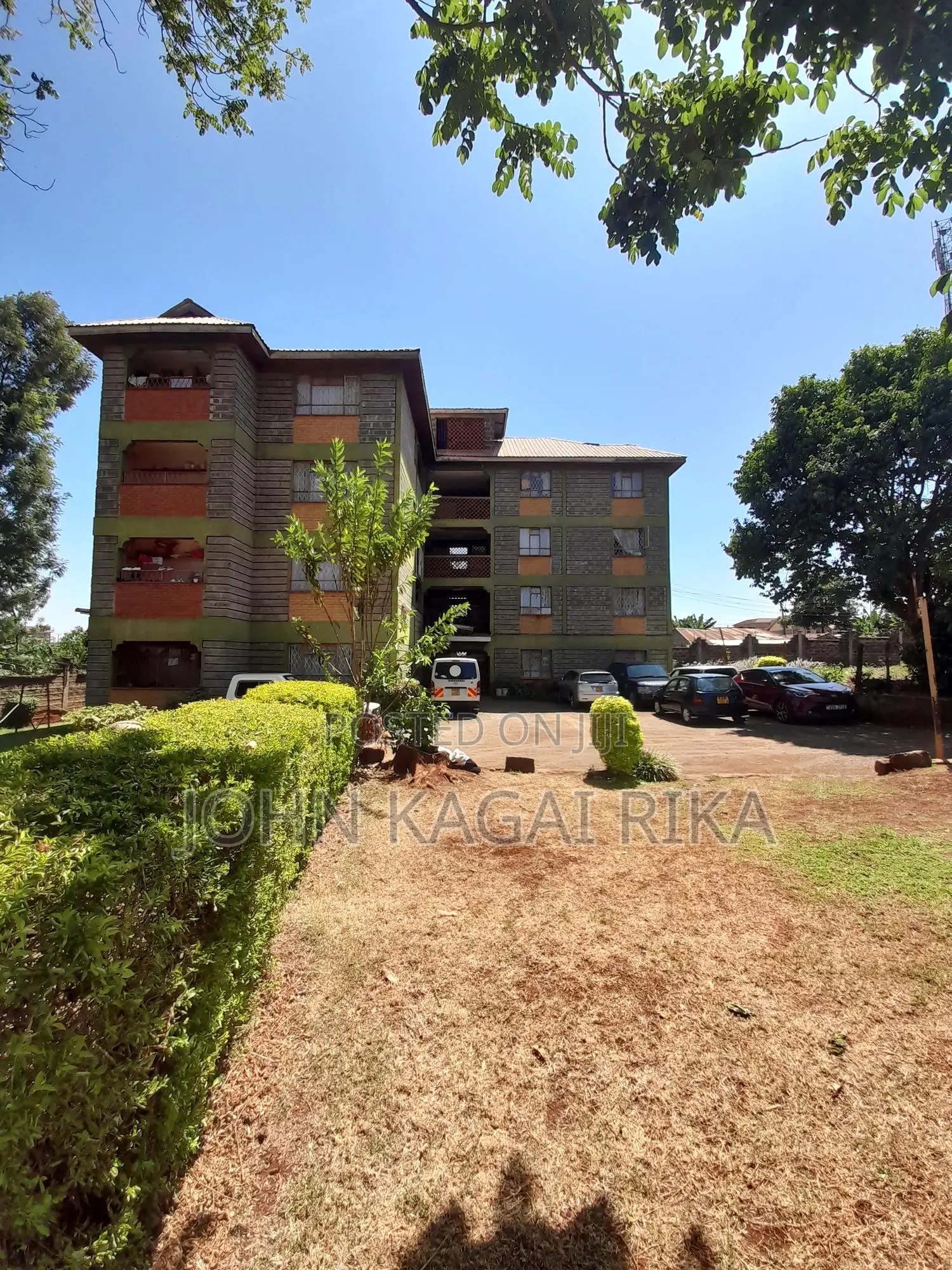 2bdrm Block of Flats in Off Redhill for sale