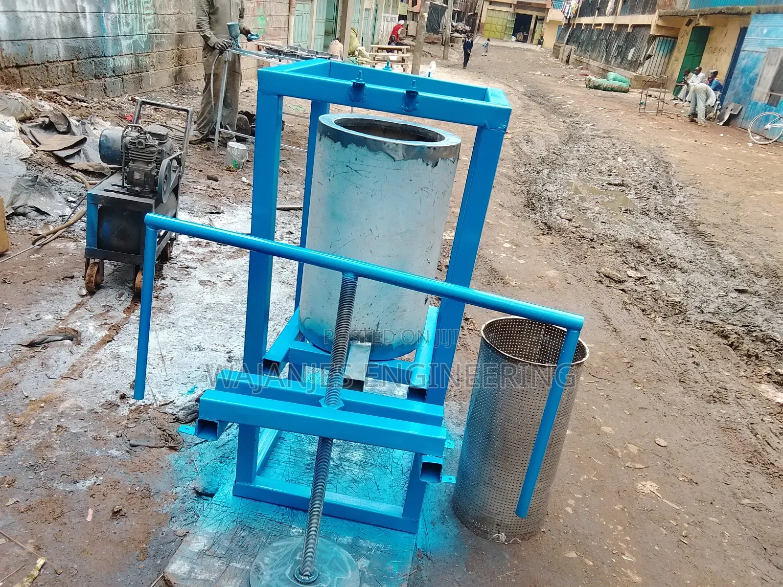 Stainless Manual Honey Press