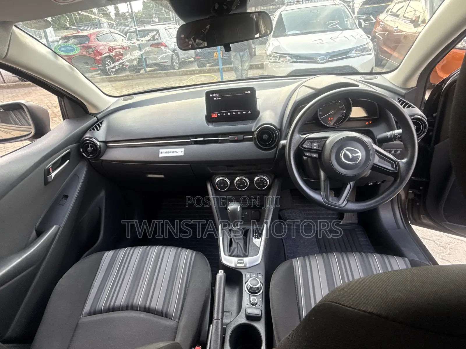 Mazda 2 2020 Gray