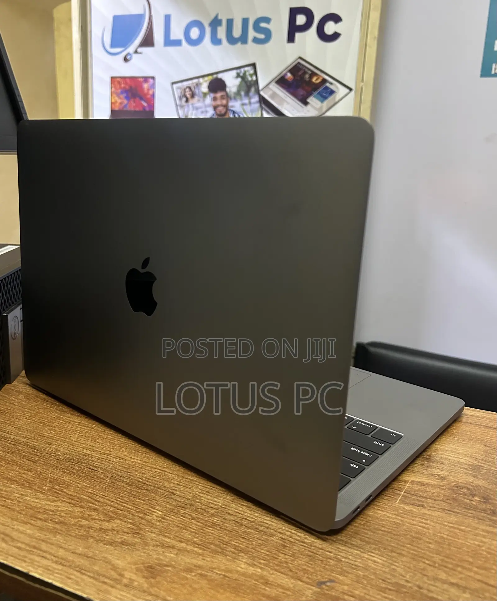 Laptop Apple MacBook Pro 2017 16GB Intel Core i5 SSD 256GB