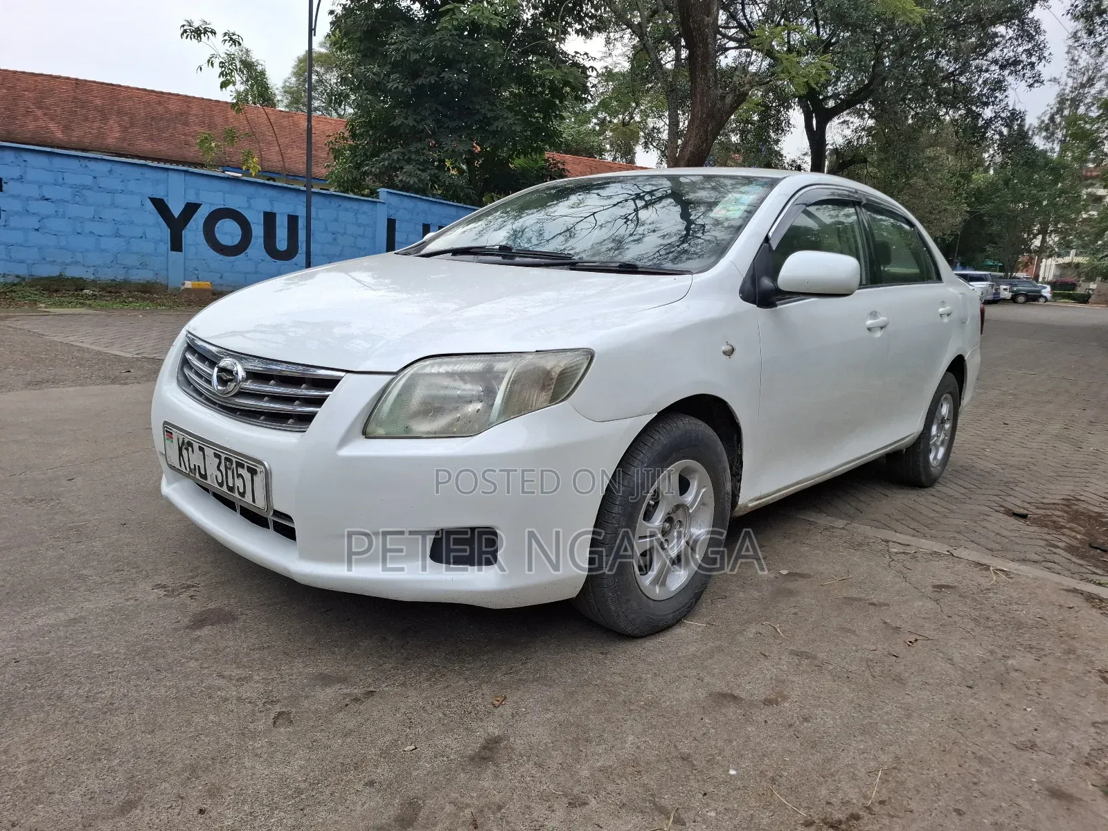Toyota Axio 2010 Off white