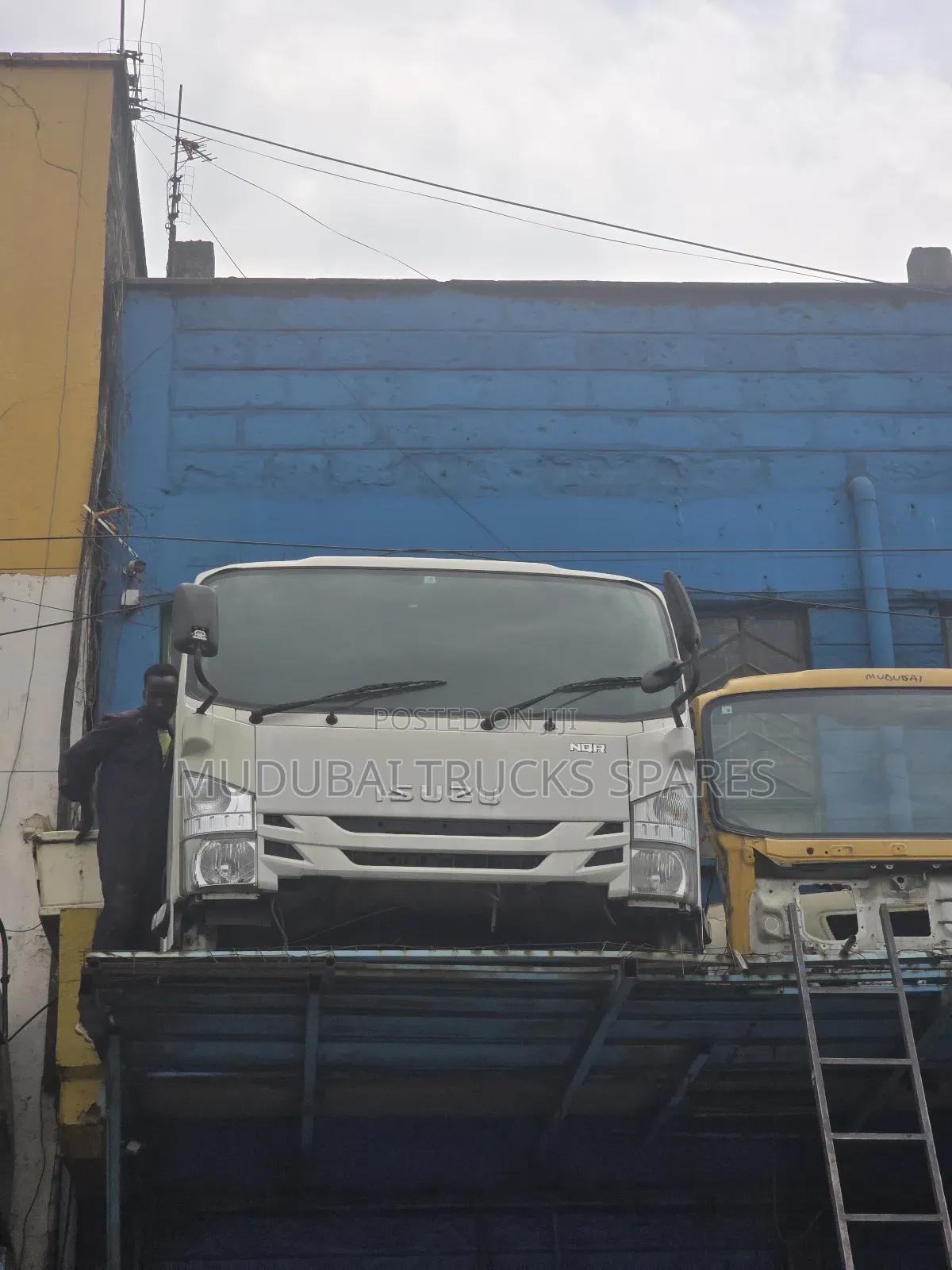 Isuzu NQR New Model Cabin Assembly