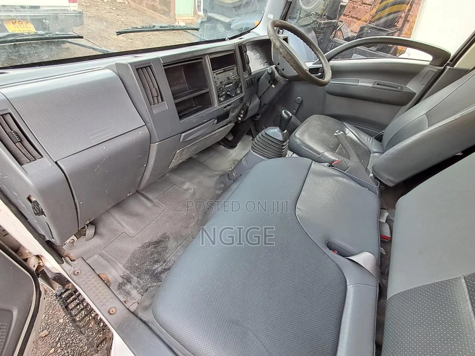 Isuzu NMR Truck
