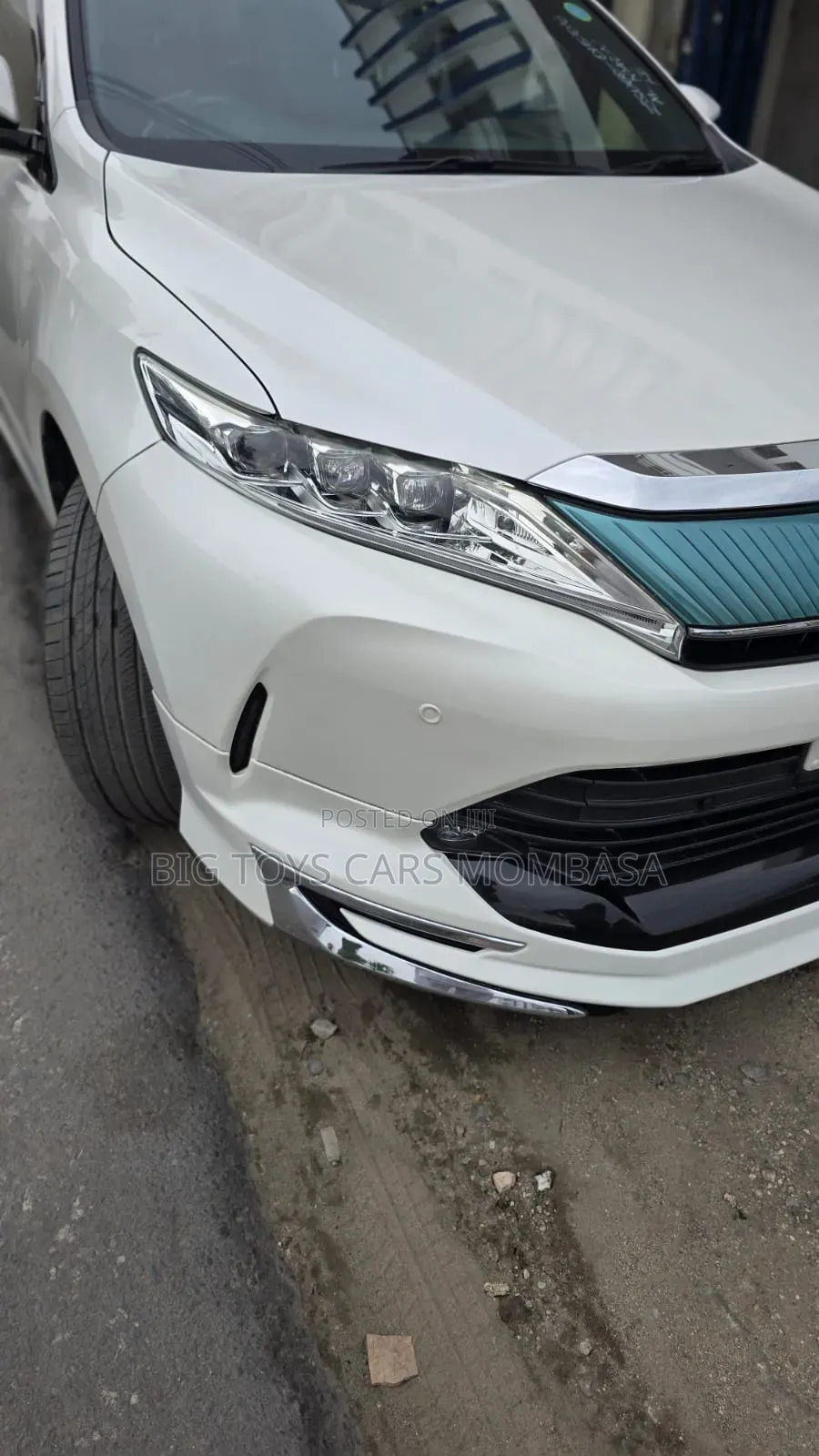 Toyota Harrier 2018 White