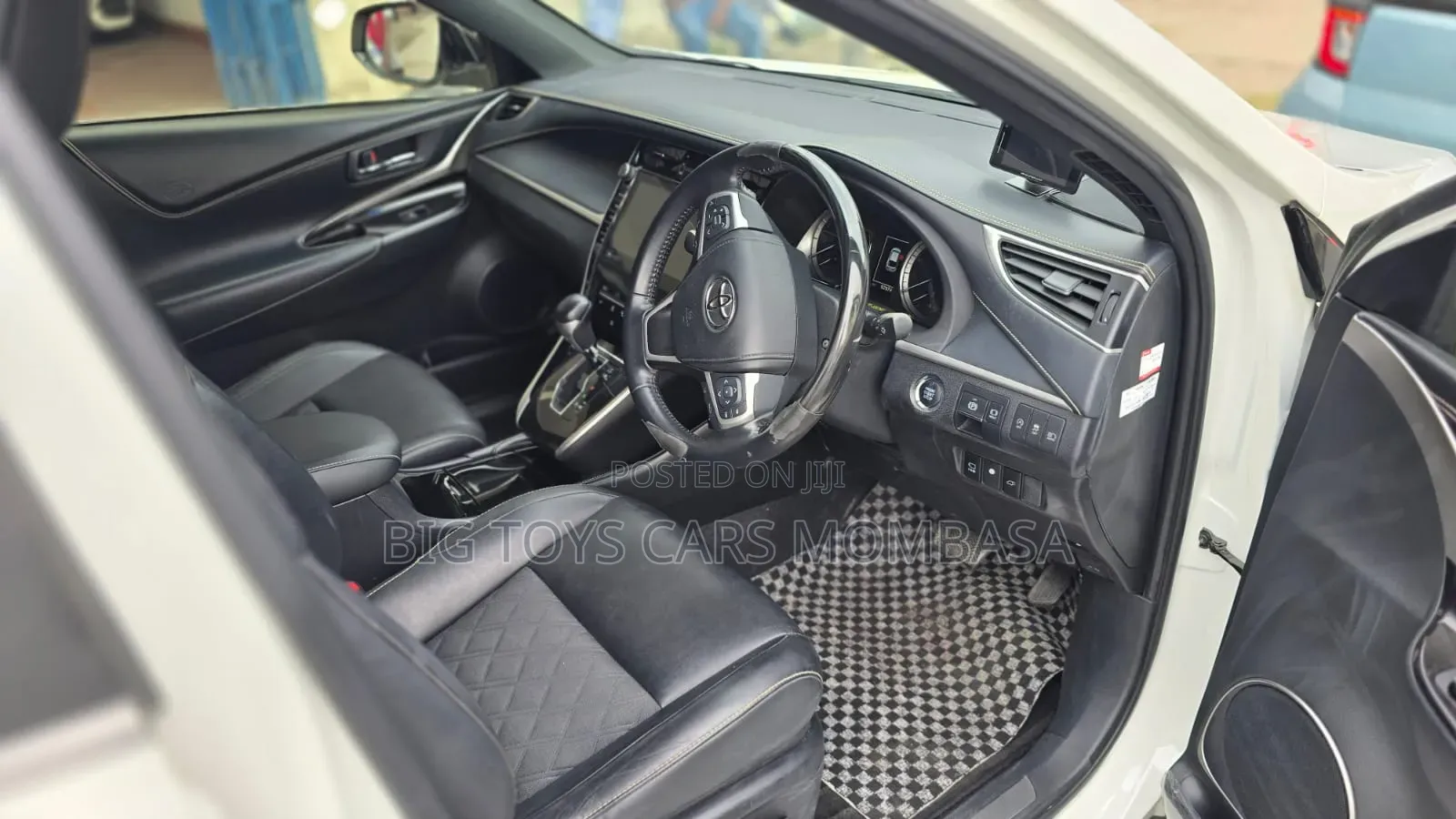 Toyota Harrier 2018 White