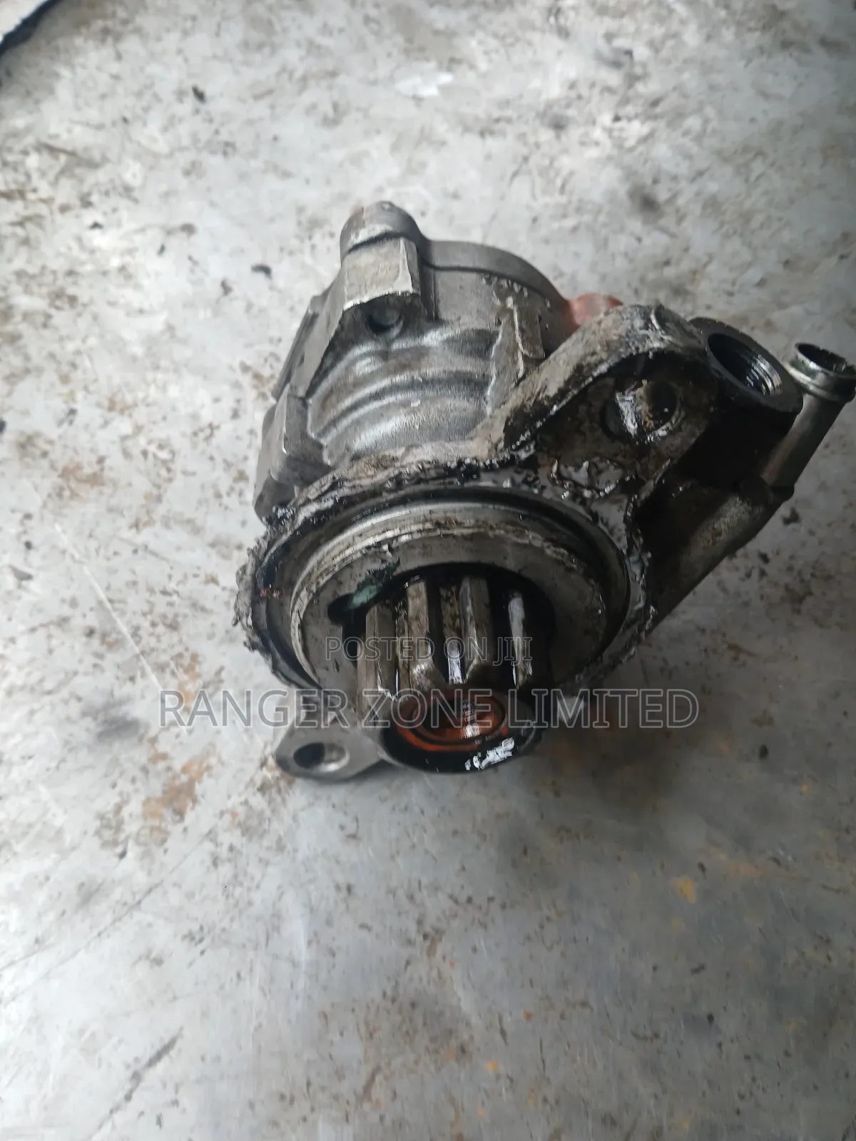 Power Steering Pump 7l