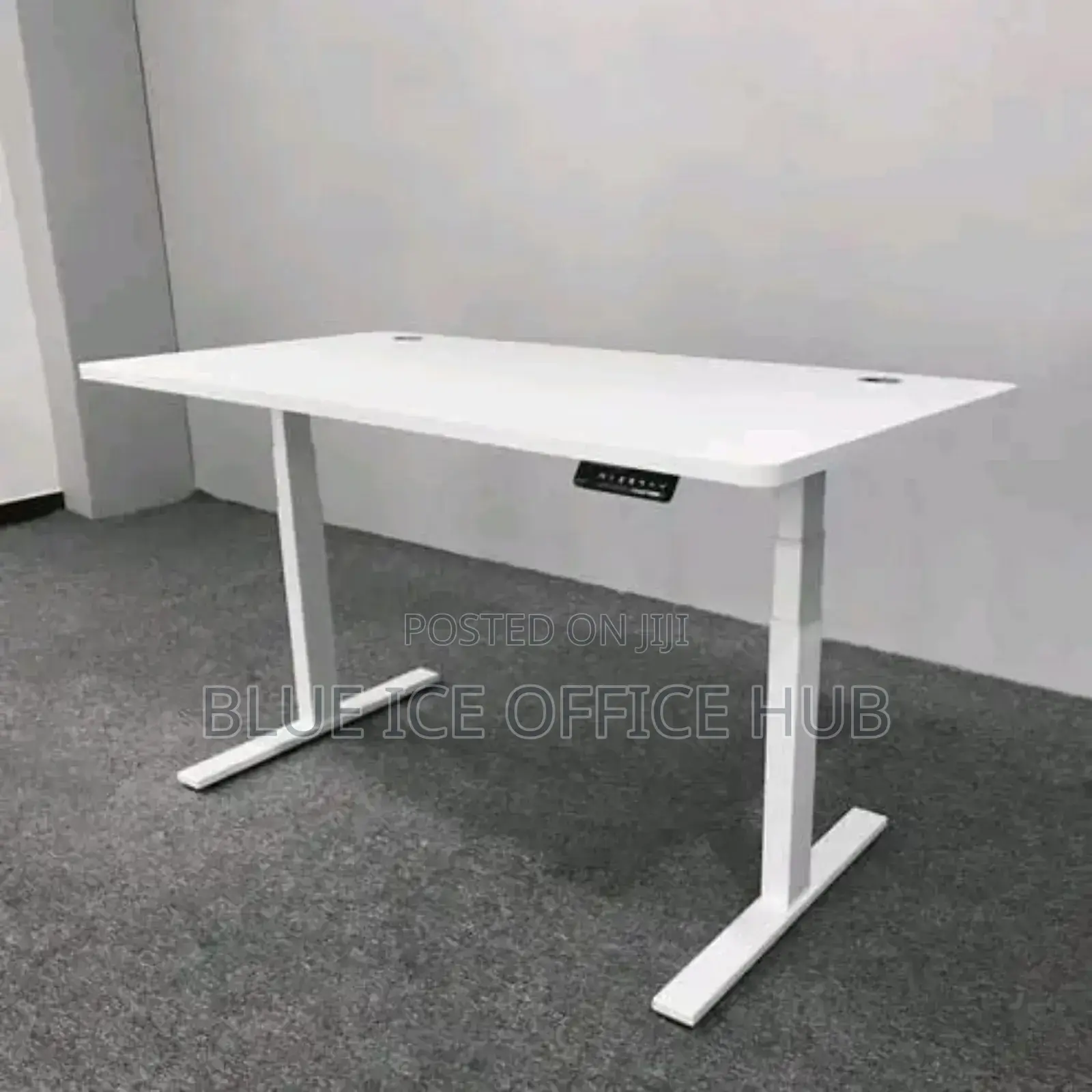 1.4m Adjustable Desk