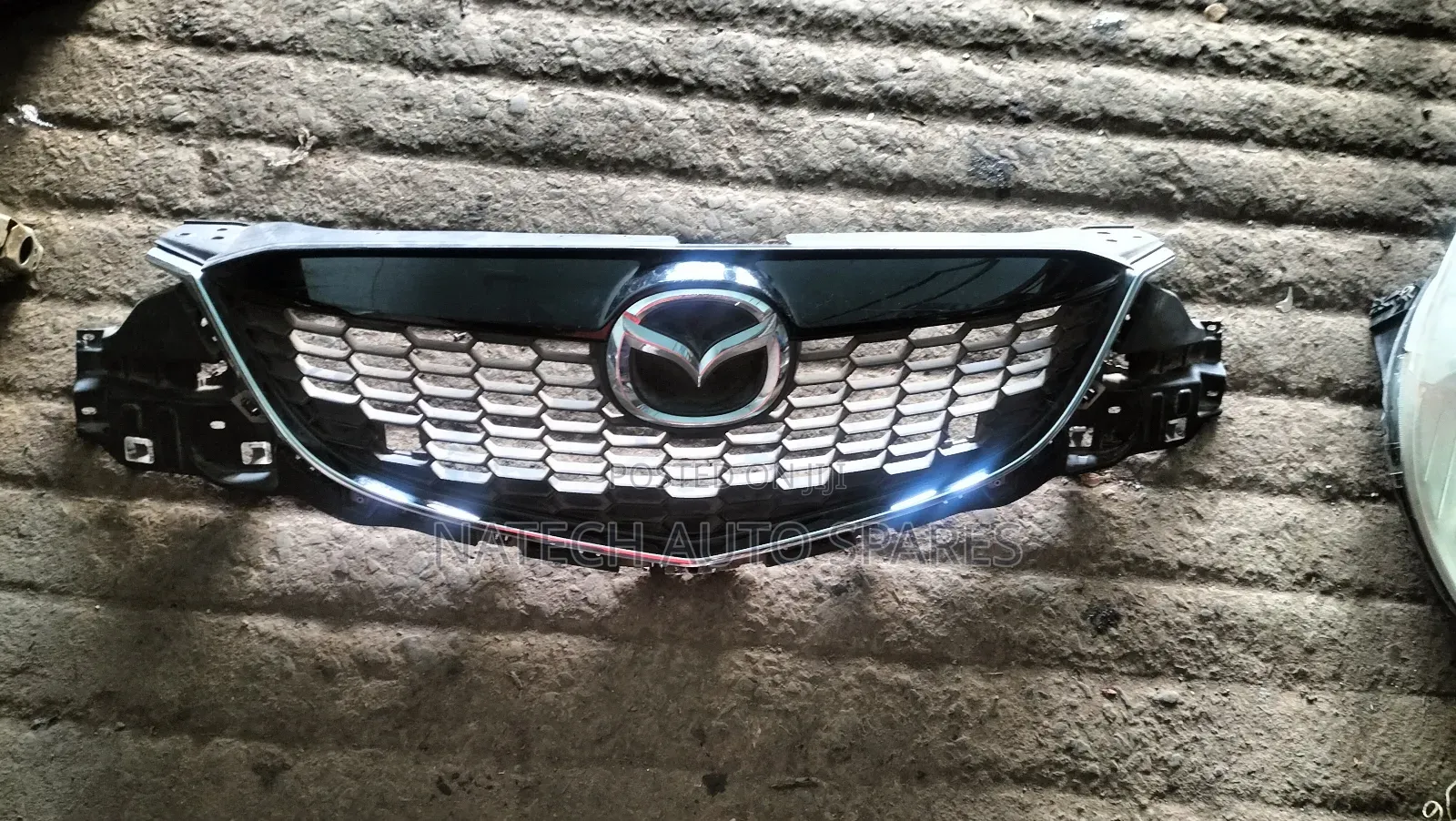 Mazda Cx-5 2013 Grill