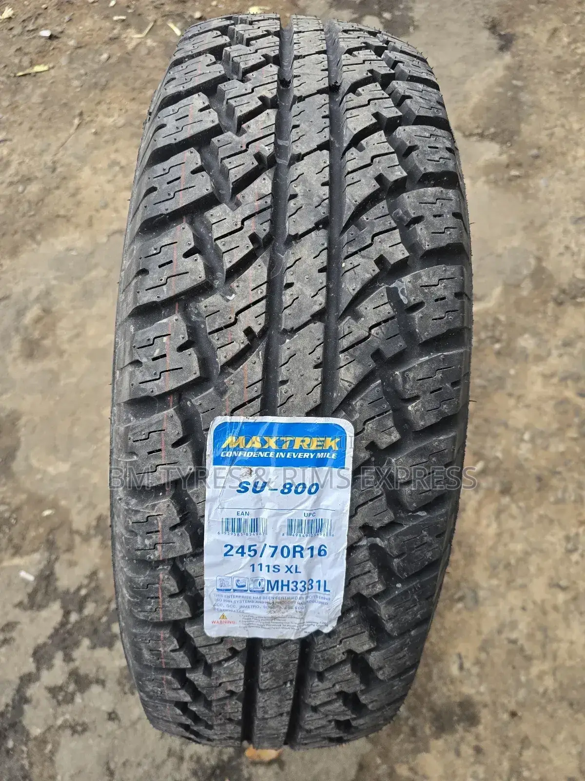245 /70 R16 Maxtrek Tyres (All Terrein) Commercial.