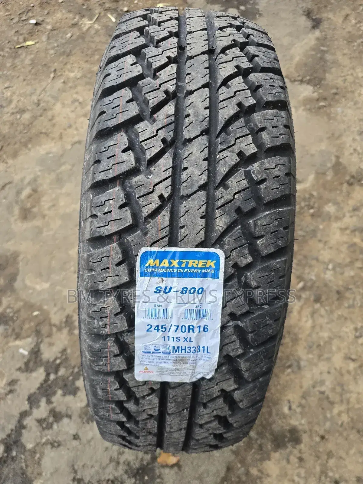 245 /70 R16 Maxtrek Tyres (All Terrein) Commercial.