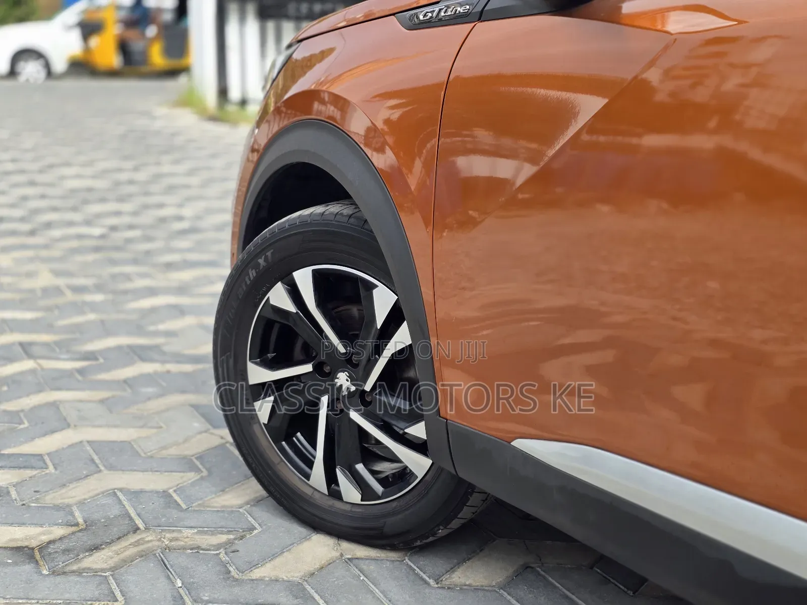 Peugeot 2008 1.2 PureTech (155 Hp) 2020 Orange