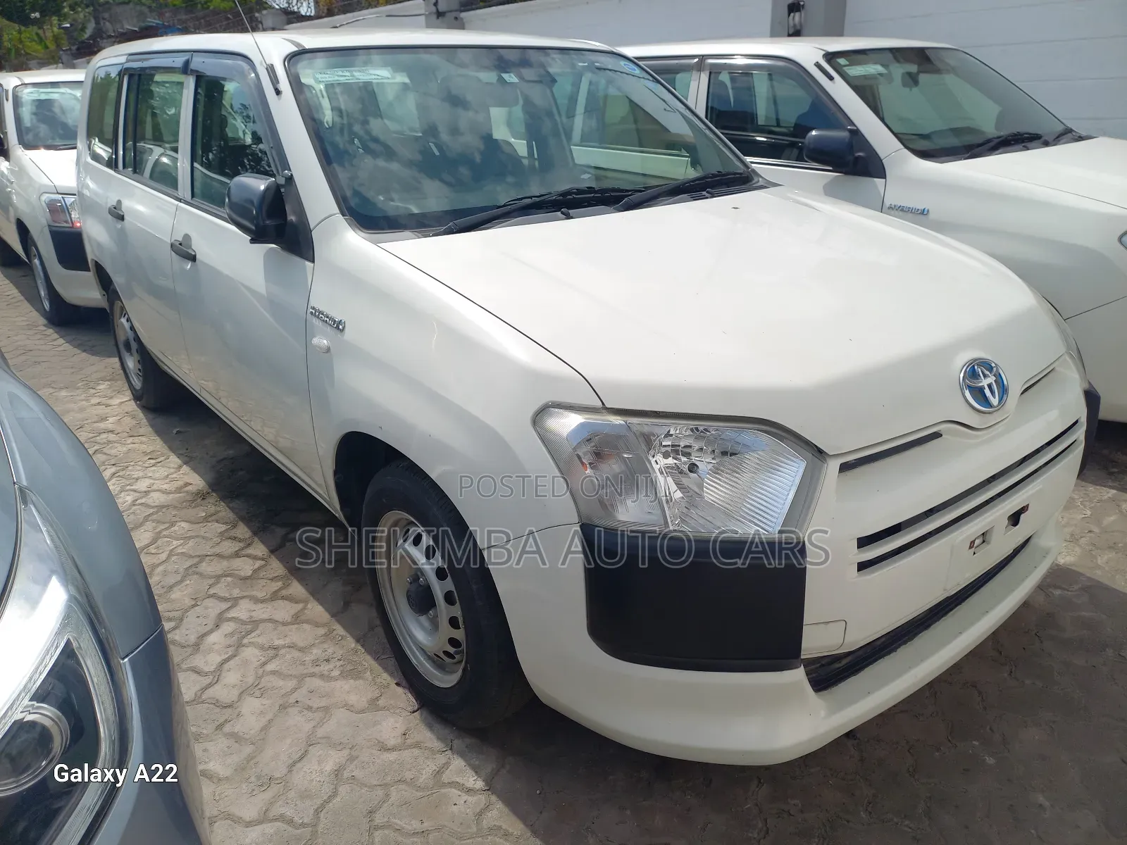 Toyota Probox 1.5 Hybrid GL 2019 White