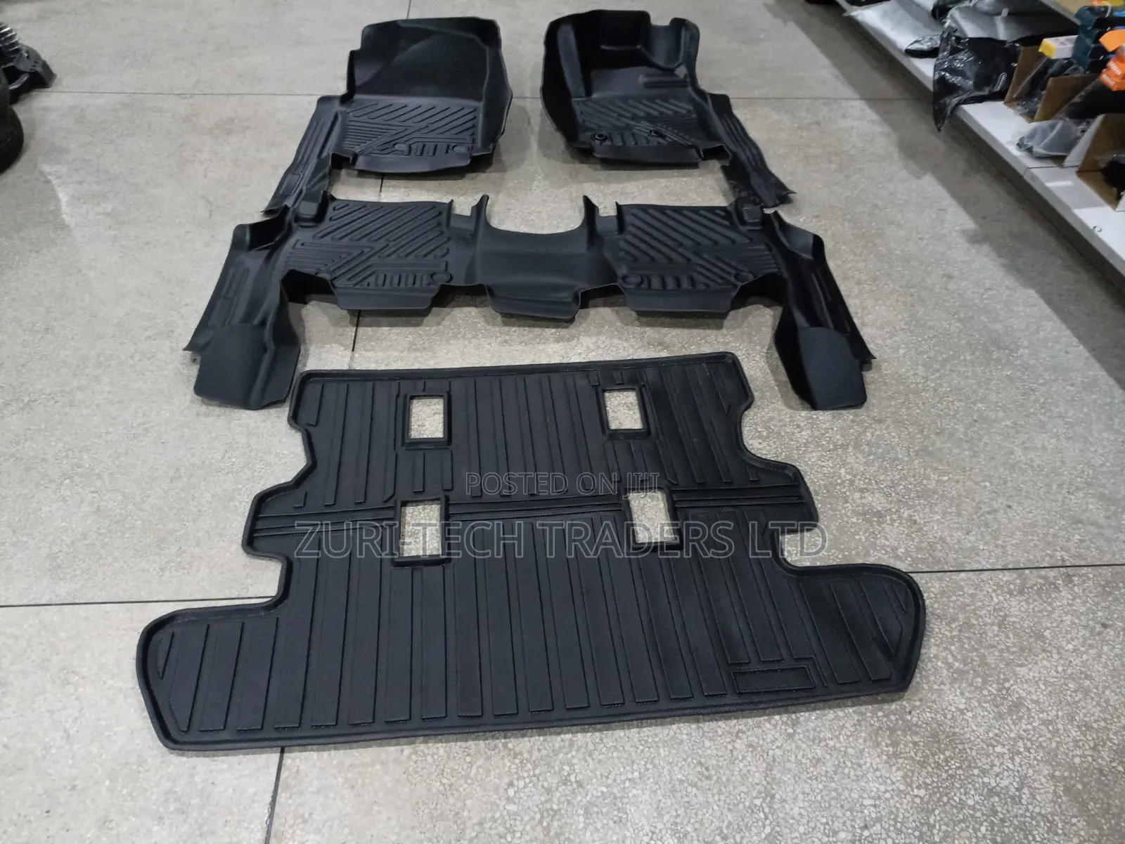 Landcruiser  V8 200 Series 5d Floor Mats