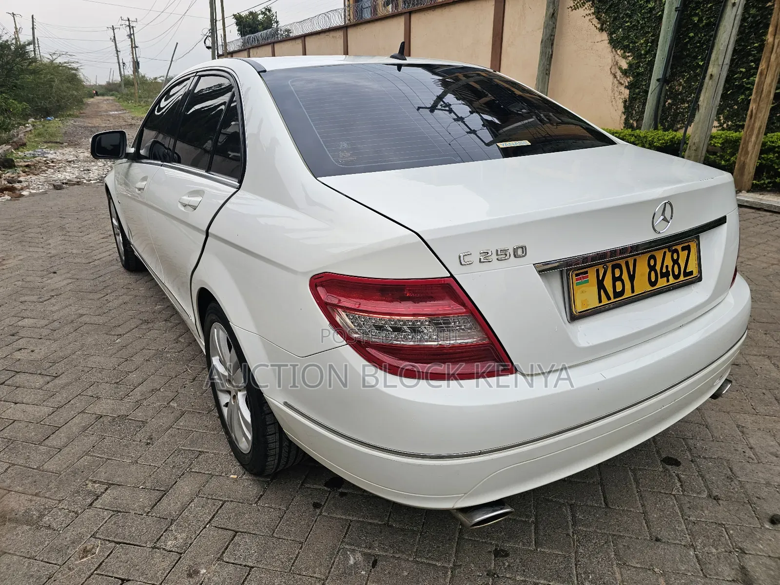 Mercedes-Benz C250 2008 White