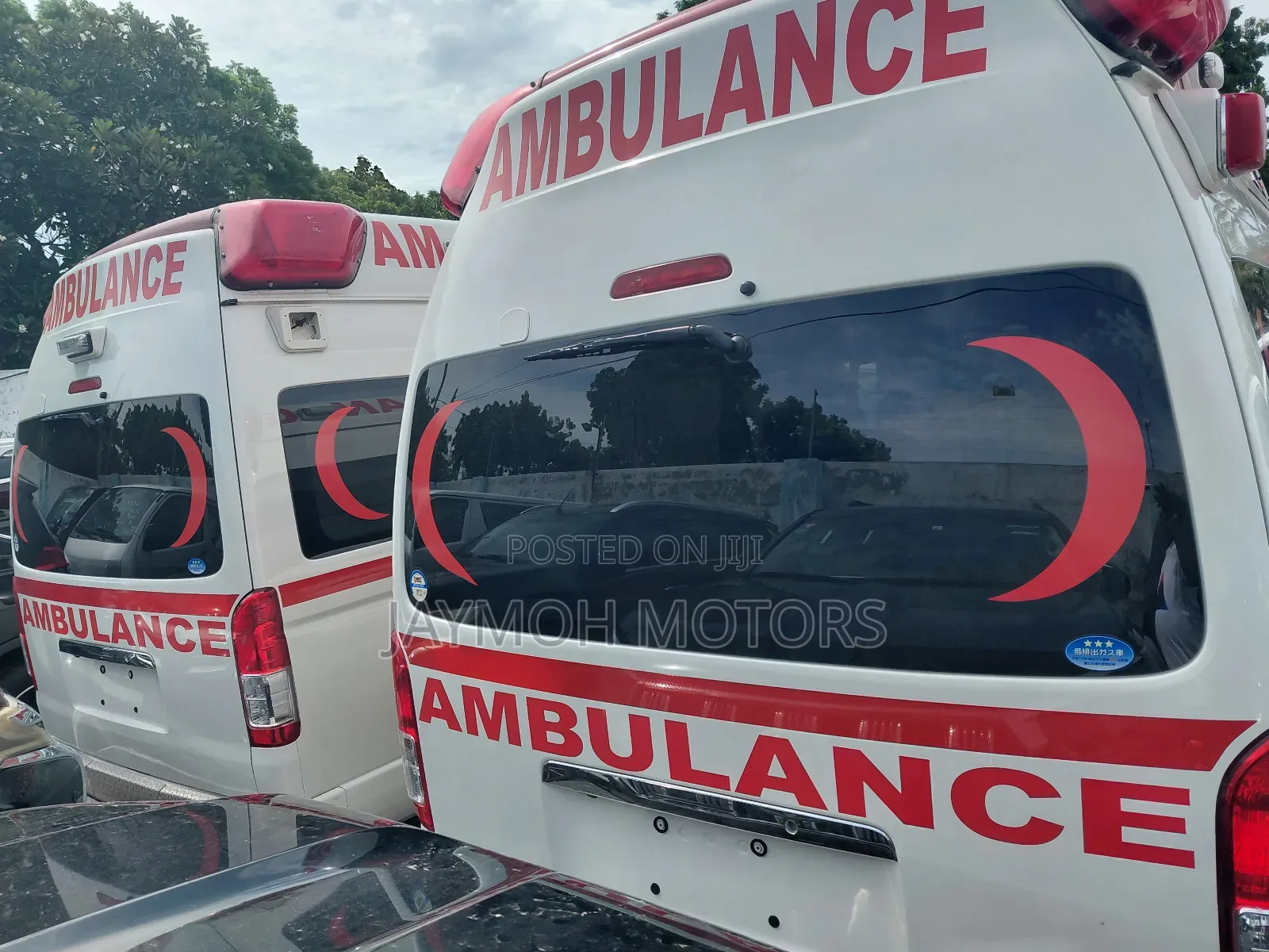 Toyota HiAce 2019 White