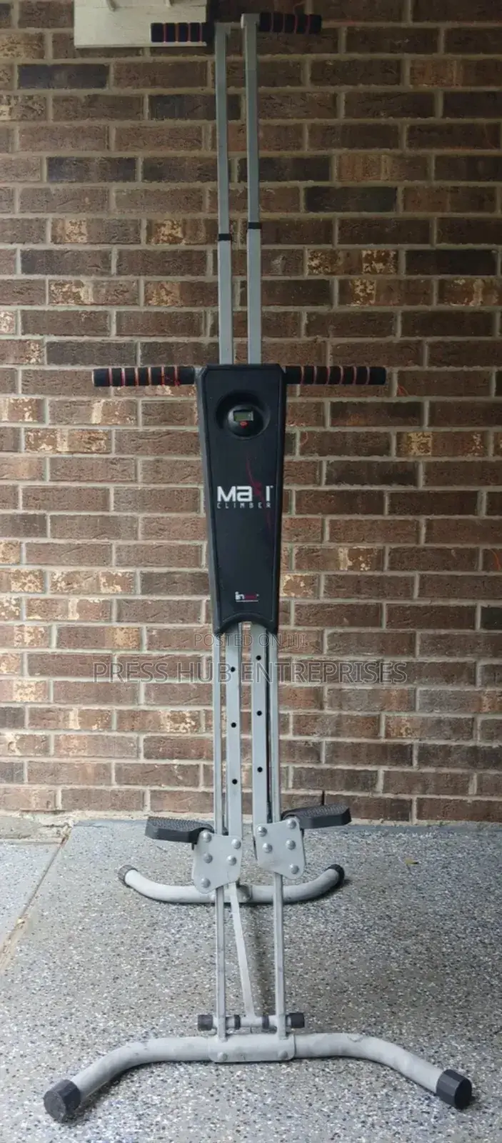 Maxiclimber Vertical Climber Fitness Machine.