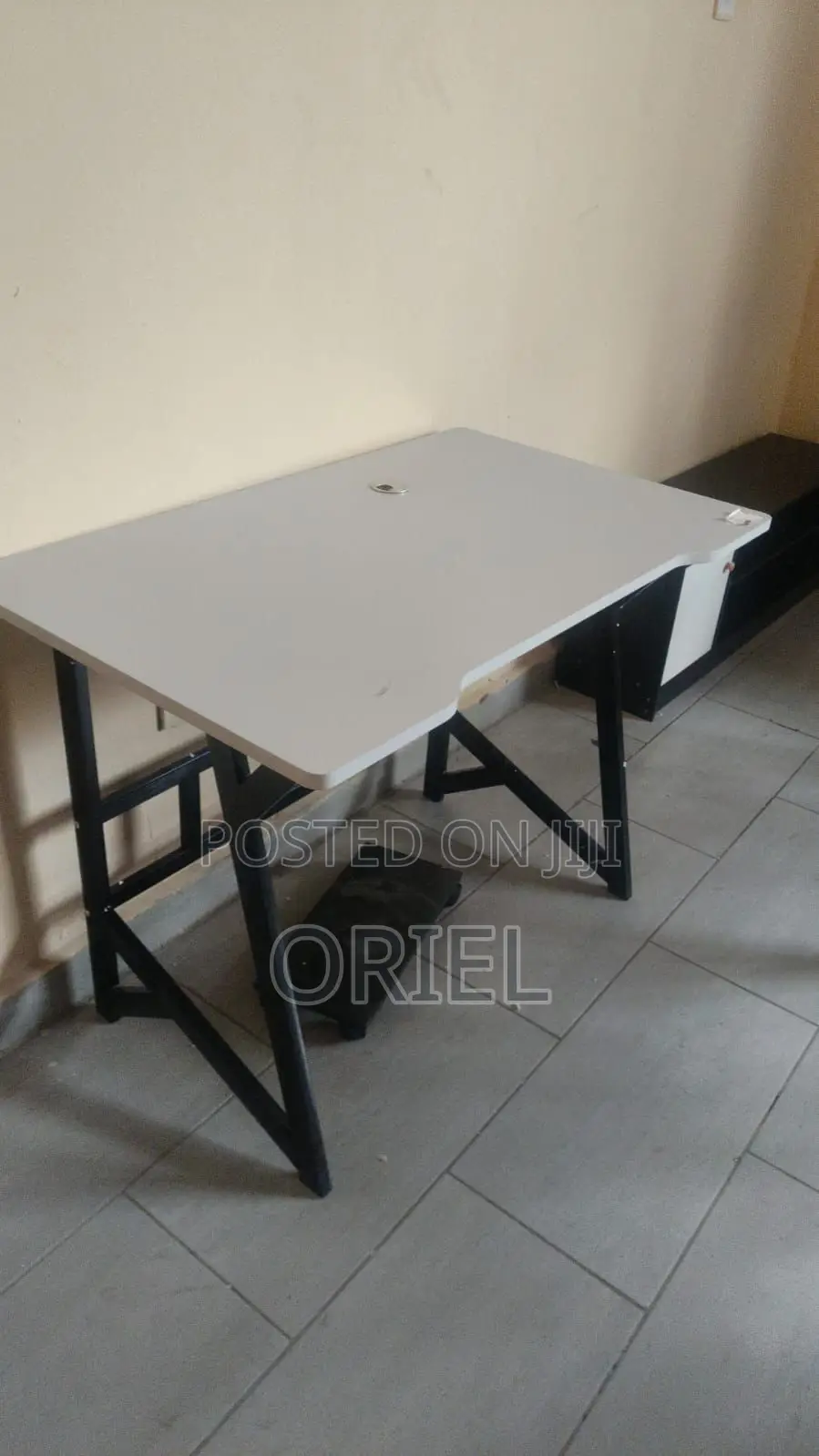 Study Desk; Luxury Modern Writing Computer Desk
