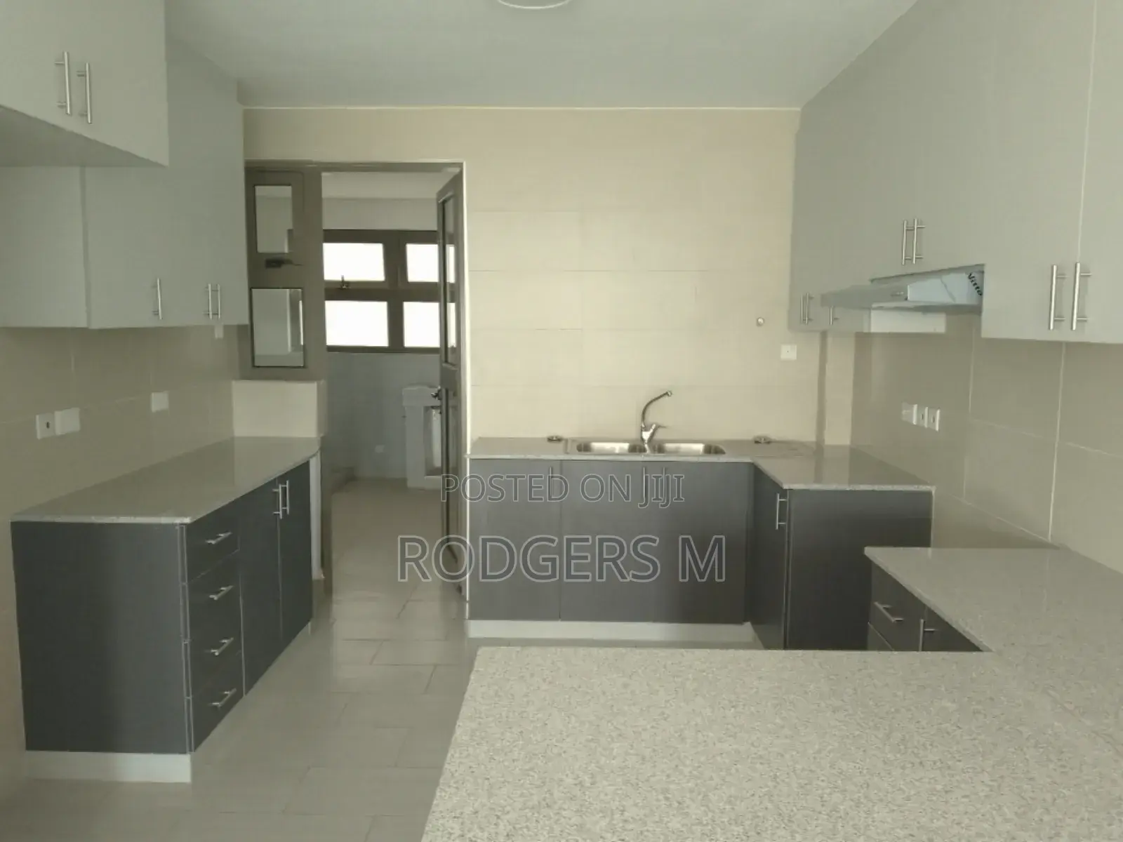 3bdrm Apartment in Valley Arcade for rent