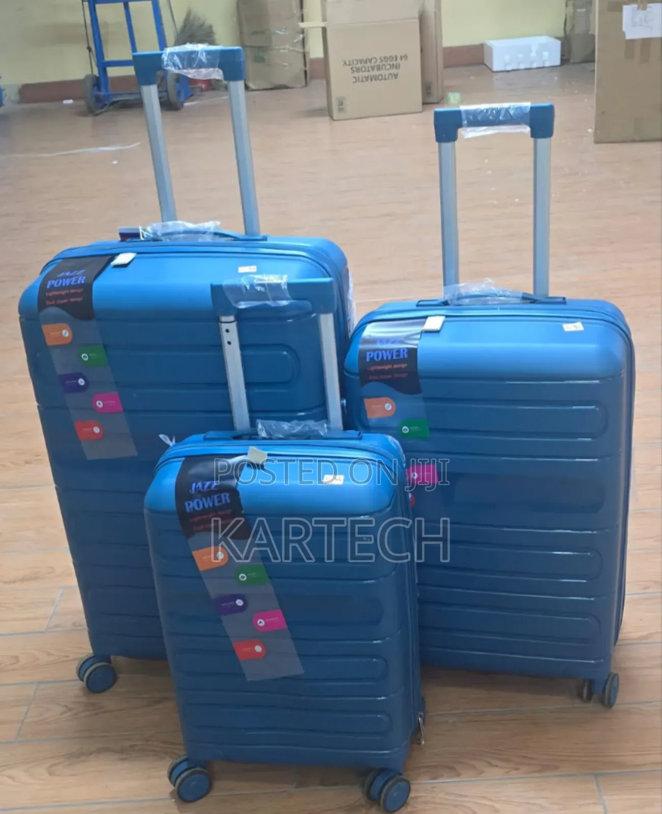 Stylish 3-in-1 Rolling Suitcase Travel Set