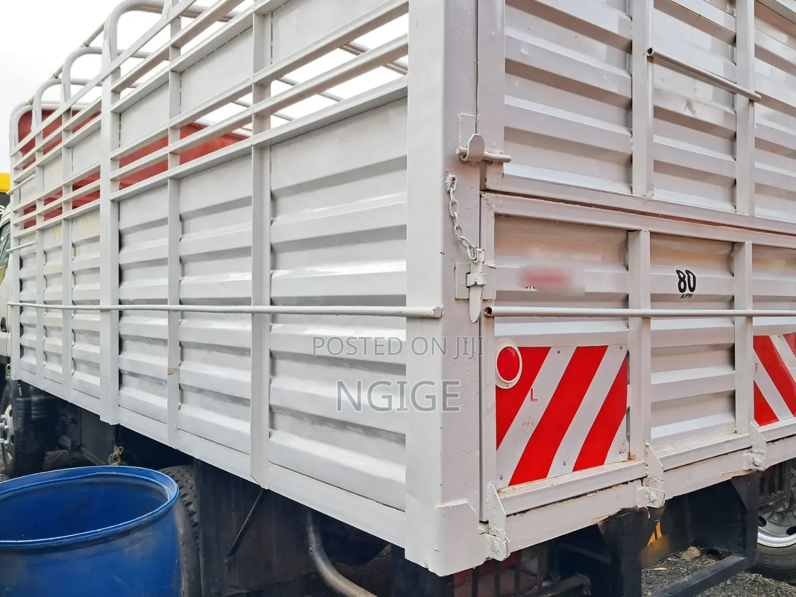 Mitsubishi Canter Lorry