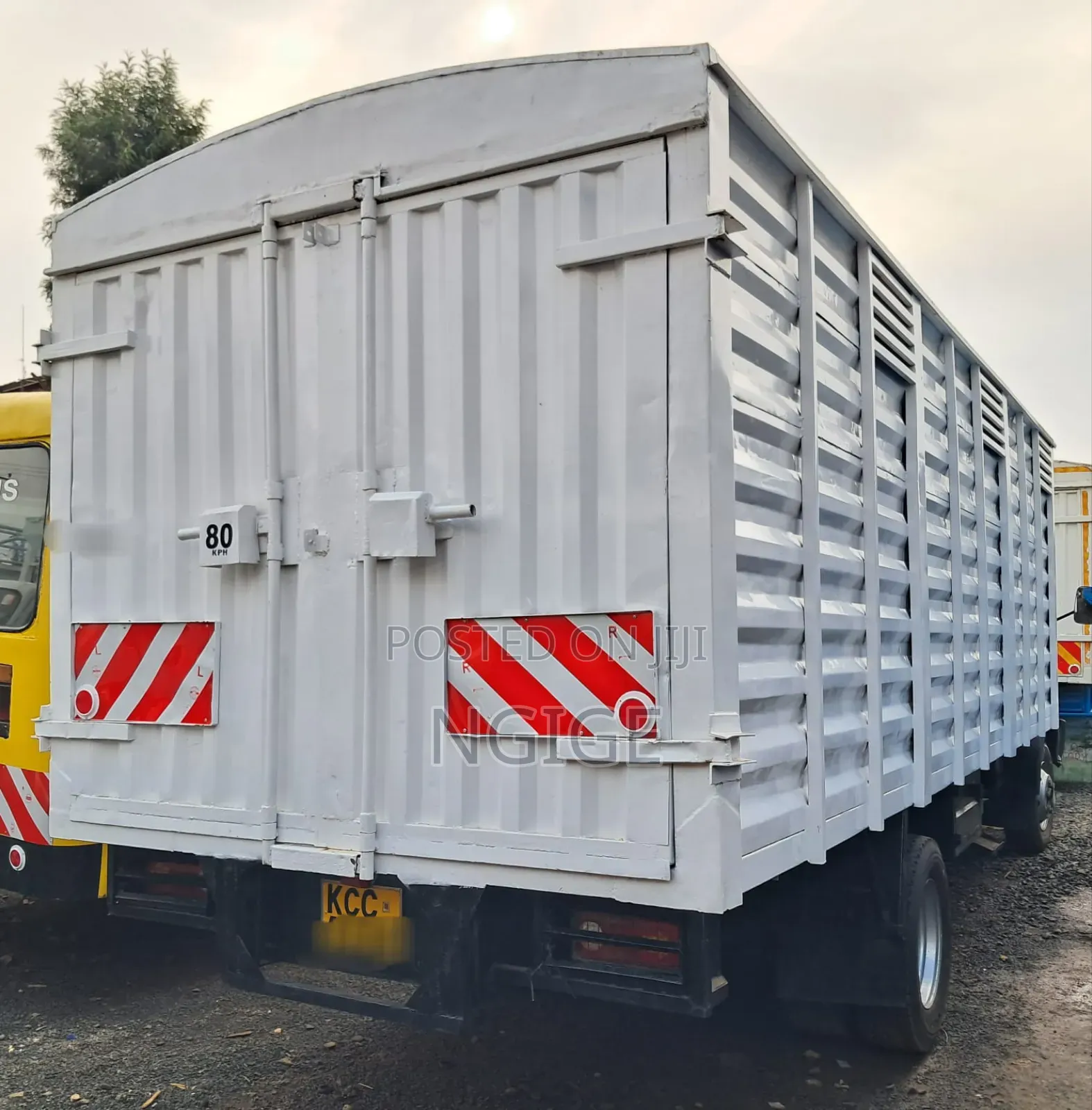 Mitsubishi Fh215