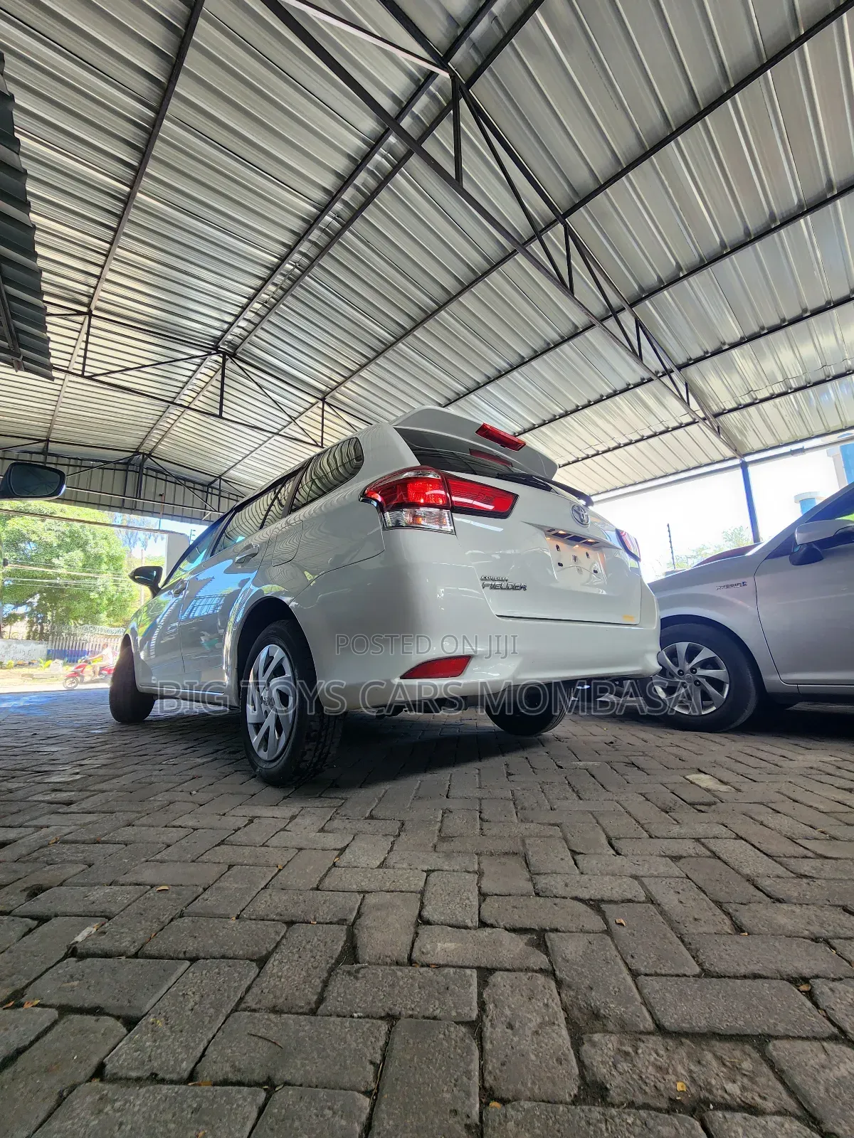 Toyota Corolla Fielder 2019 White