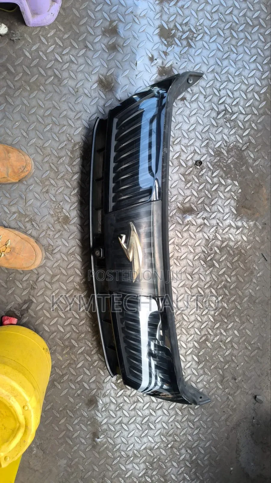 Grille for Harrier 2018