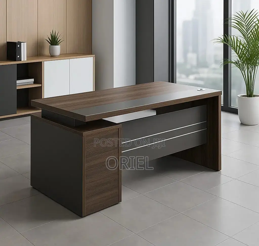 Modern Office Desk : 1.4m Office Staff Desk