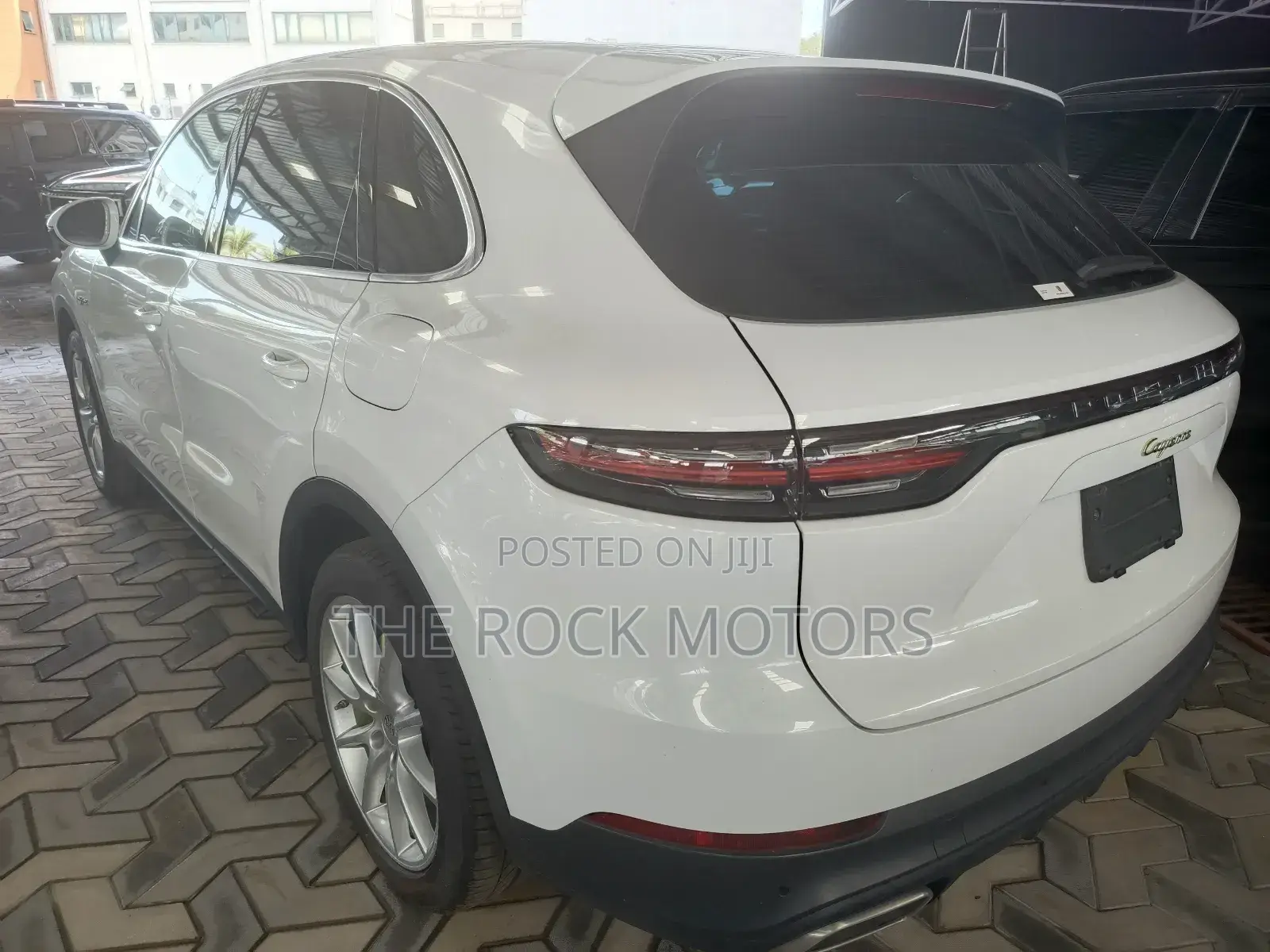Porsche Cayenne 2019 White