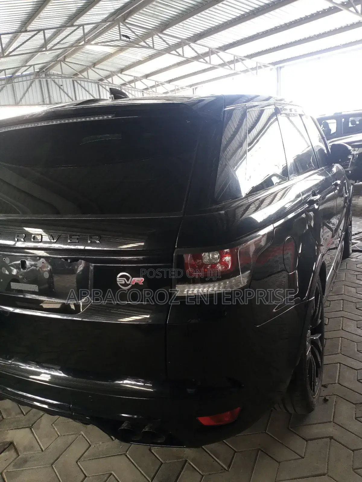 Land Rover Range Rover Sport SVR 2019 Black