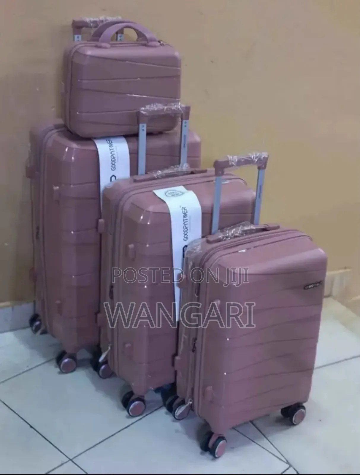 Unbreakable Rubber Traveling Baga