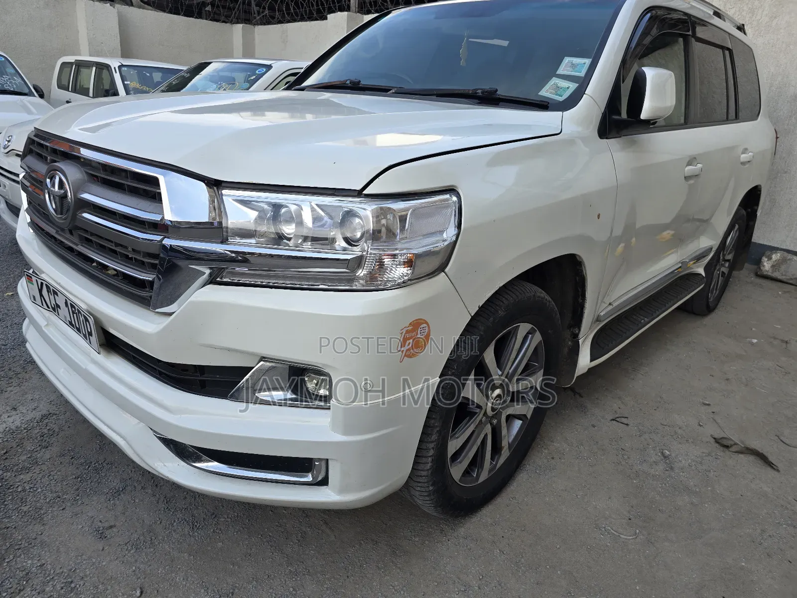 Toyota Land Cruiser 2012 White