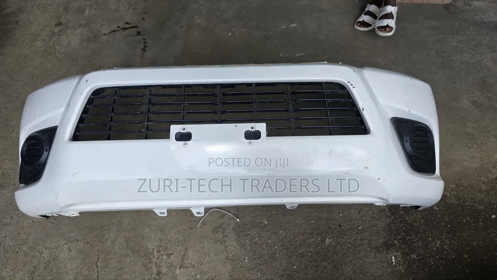 Front Bumper  Hilux Revo