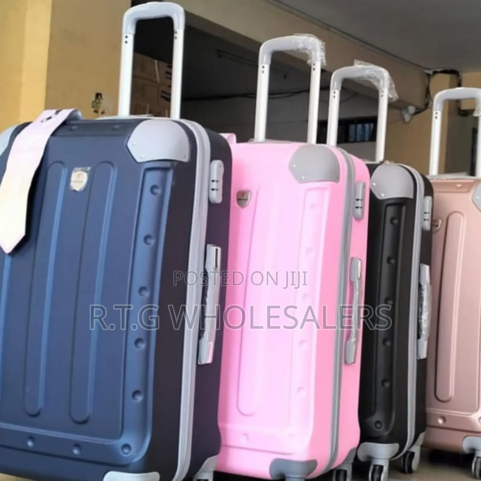 Premium 3‐In‐1 Fibre Travel Bag – Suitcase Briefcase