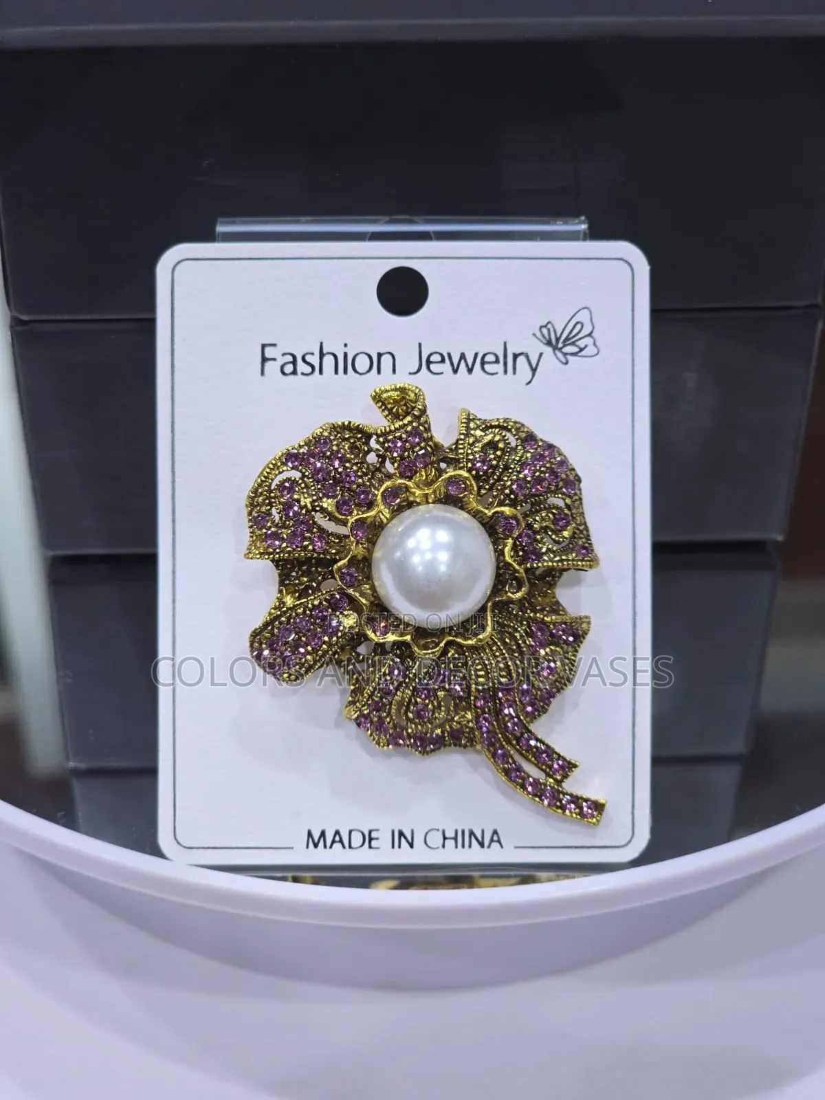 Signature Sparkle Brooch