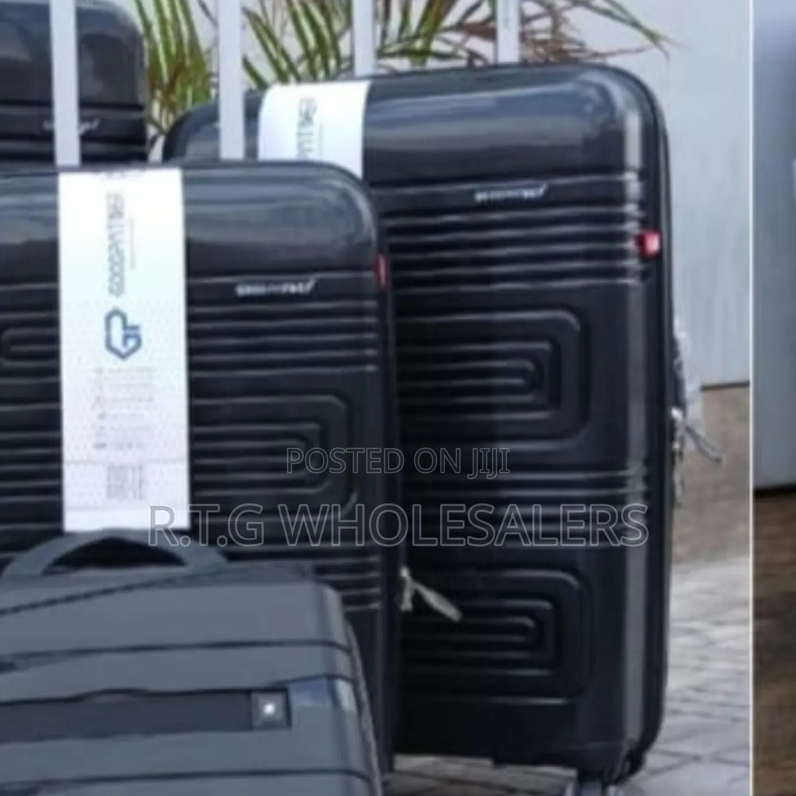 Unbreakable Rubber Suitcase – Extra Large Size