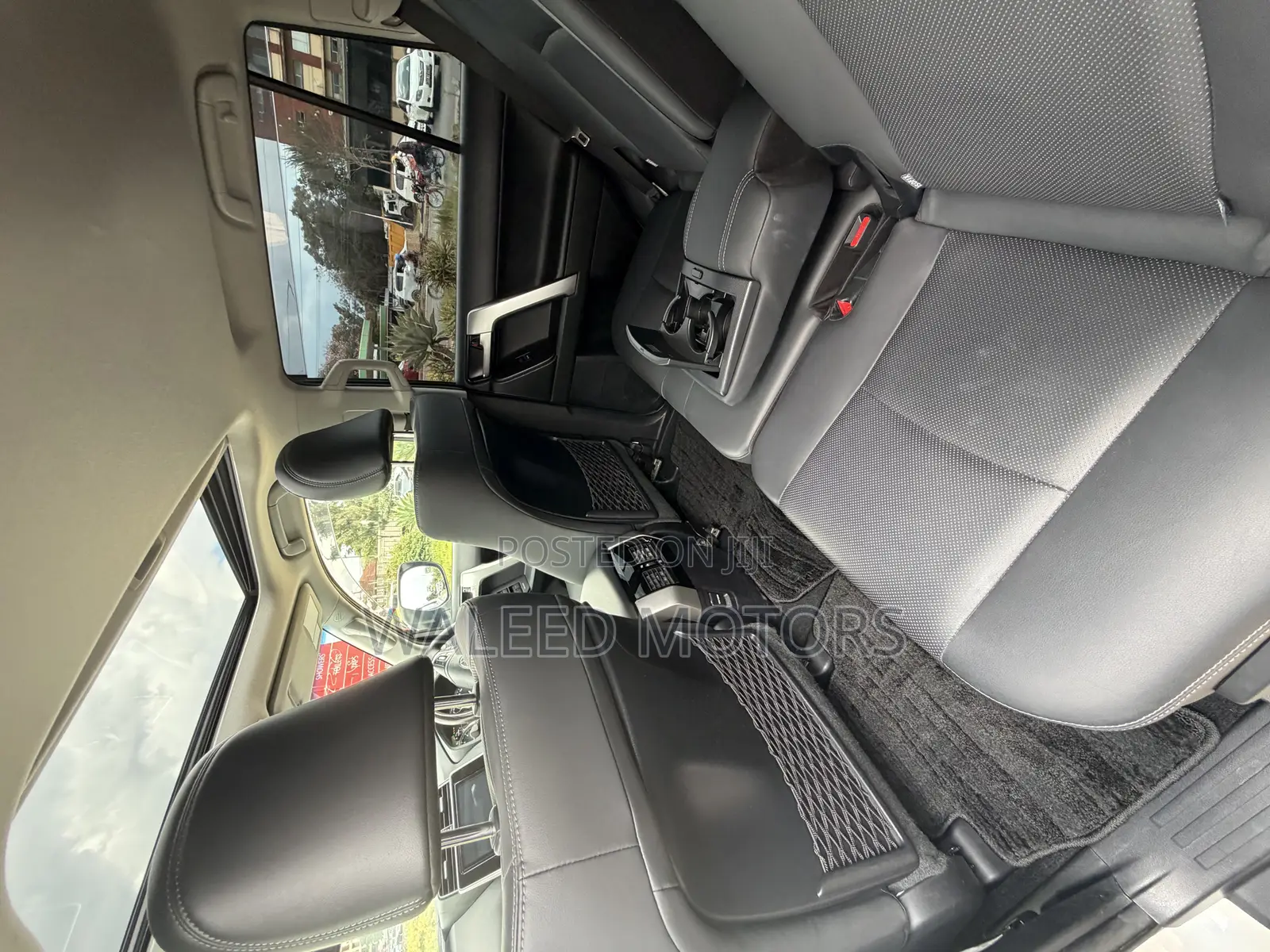 Toyota Land Cruiser Prado 2.7 2022 White