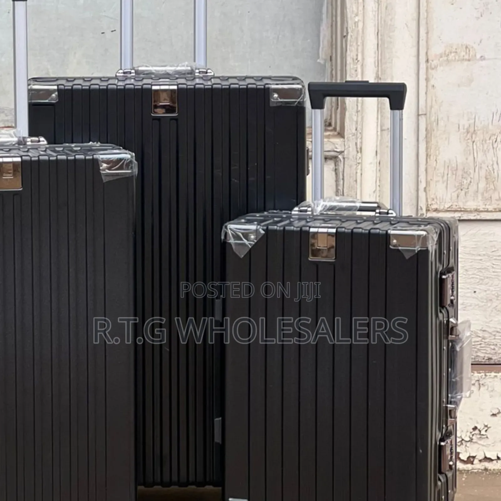 3-in-1 Luxurious Aluminium Travel Briefcase Bag