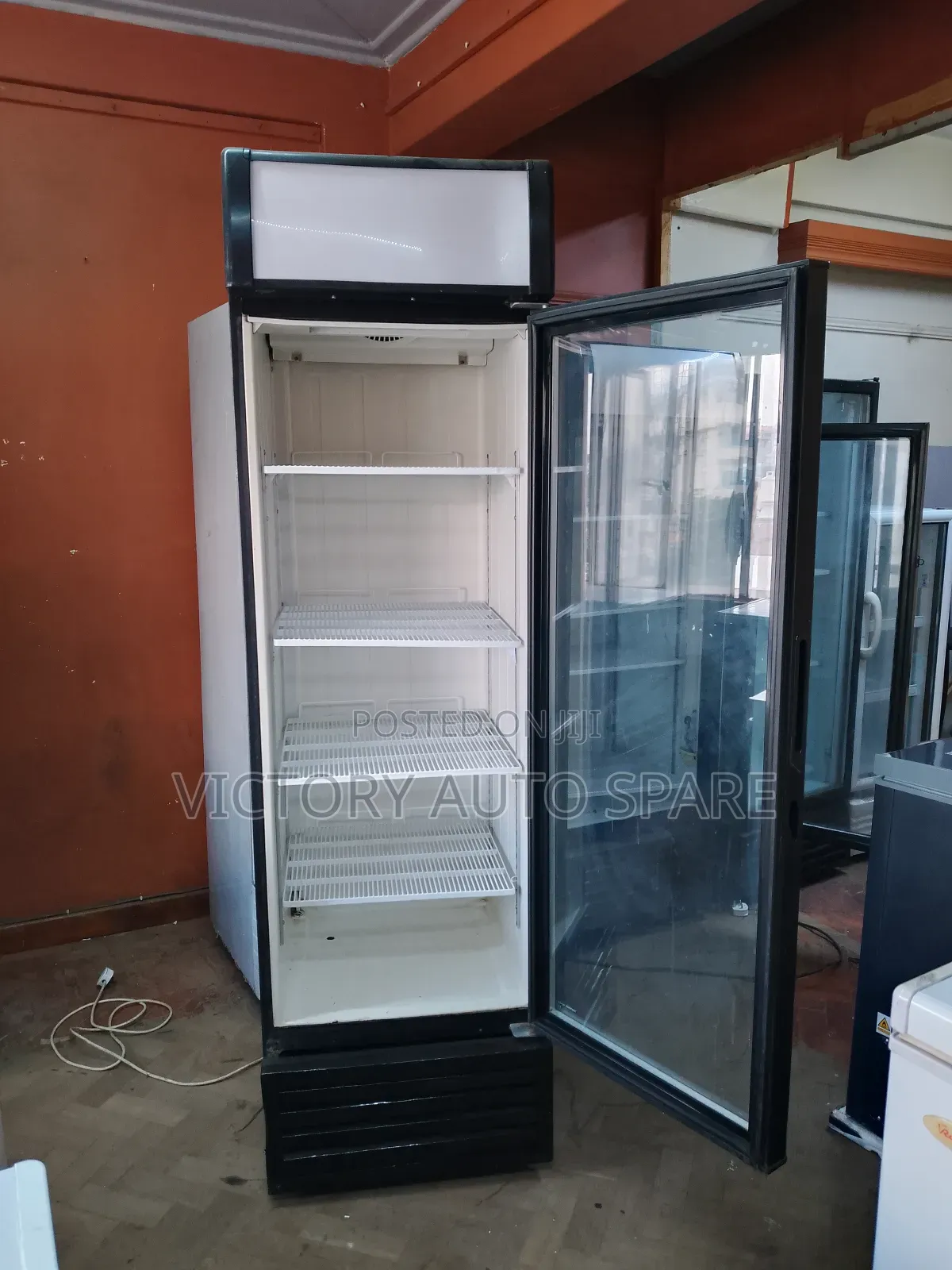 Commercial Display Fridge (In Good Condition)