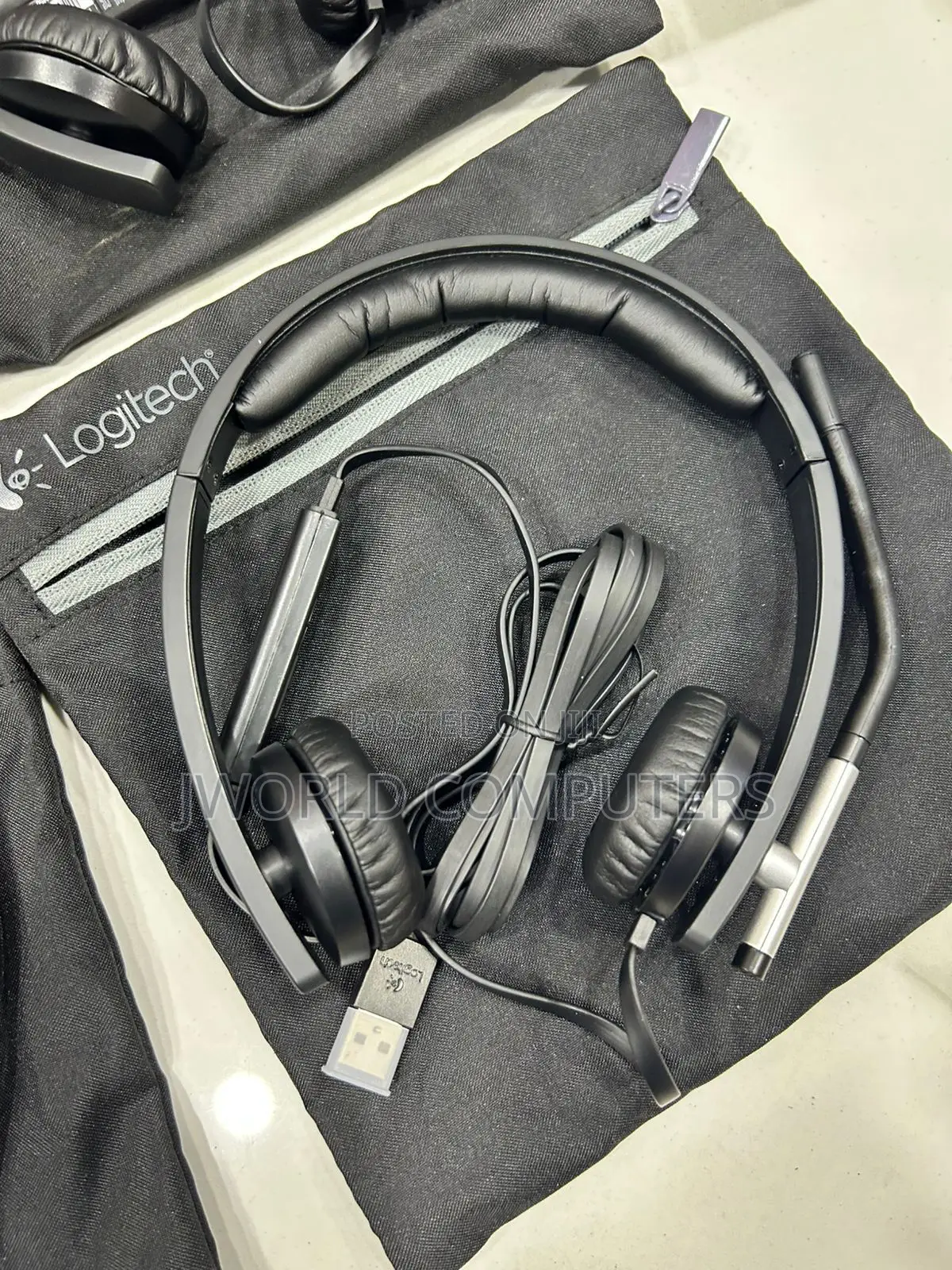Logitech H650e Stereo Usb Headset (981-000519)