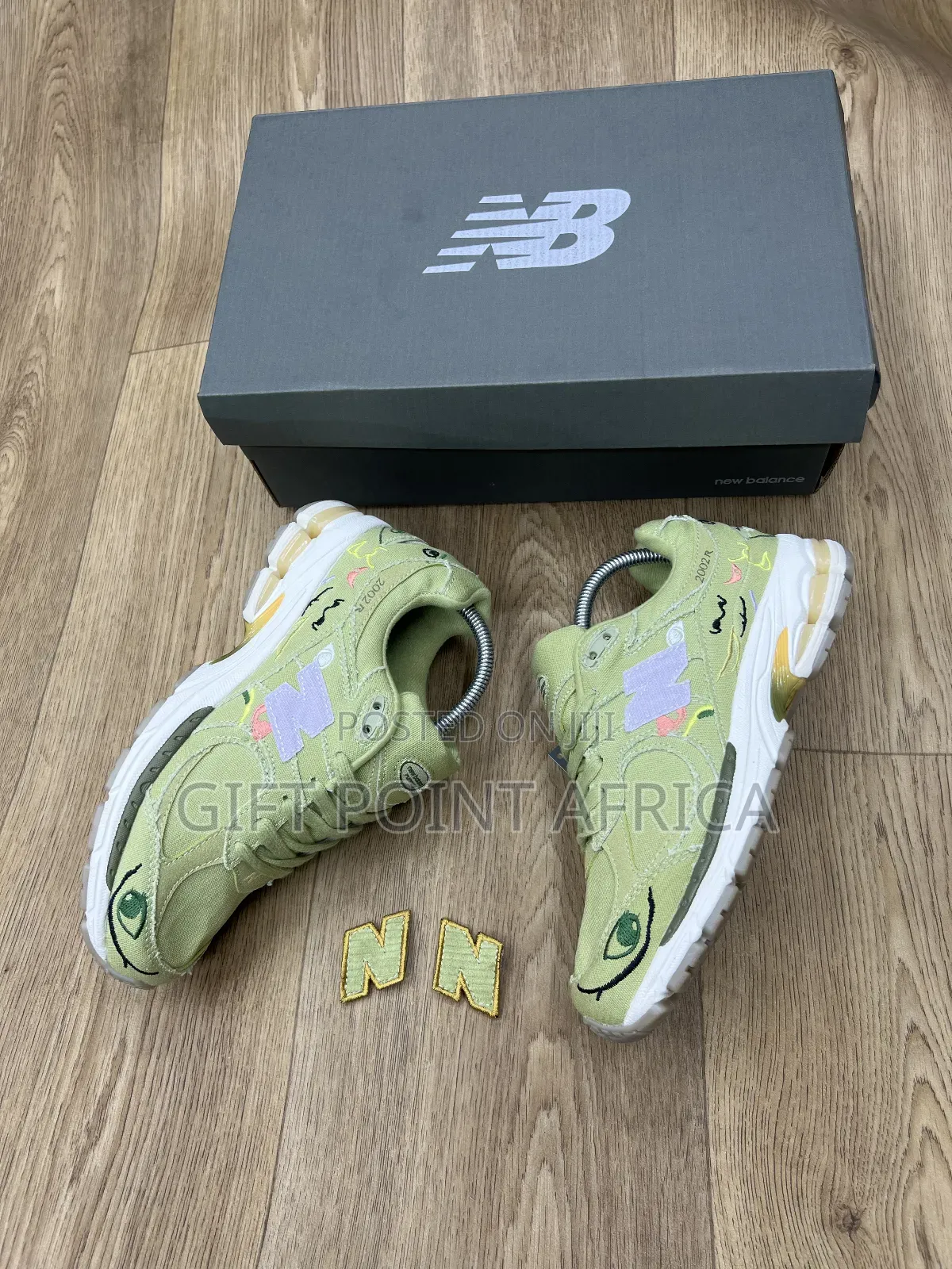 Bryant Giles X New Balance 2002r Sneakers