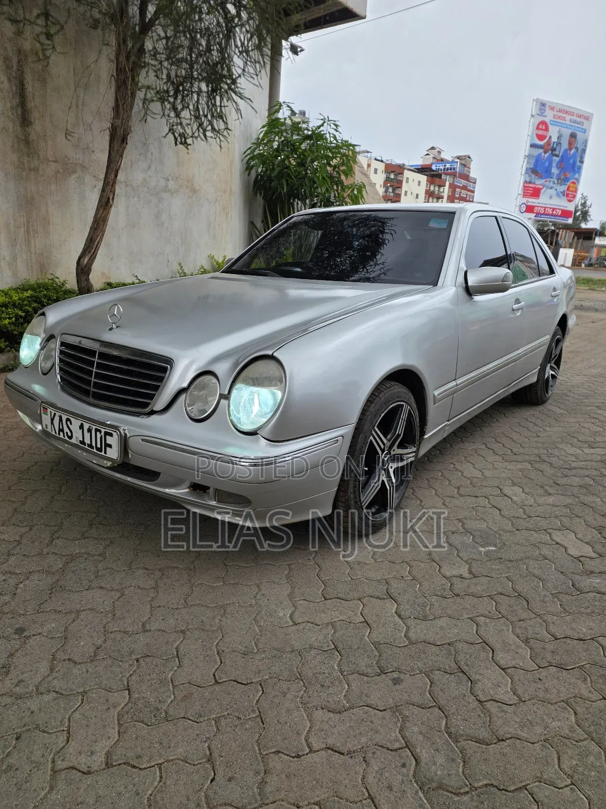 Mercedes-Benz E200 1998 Silver