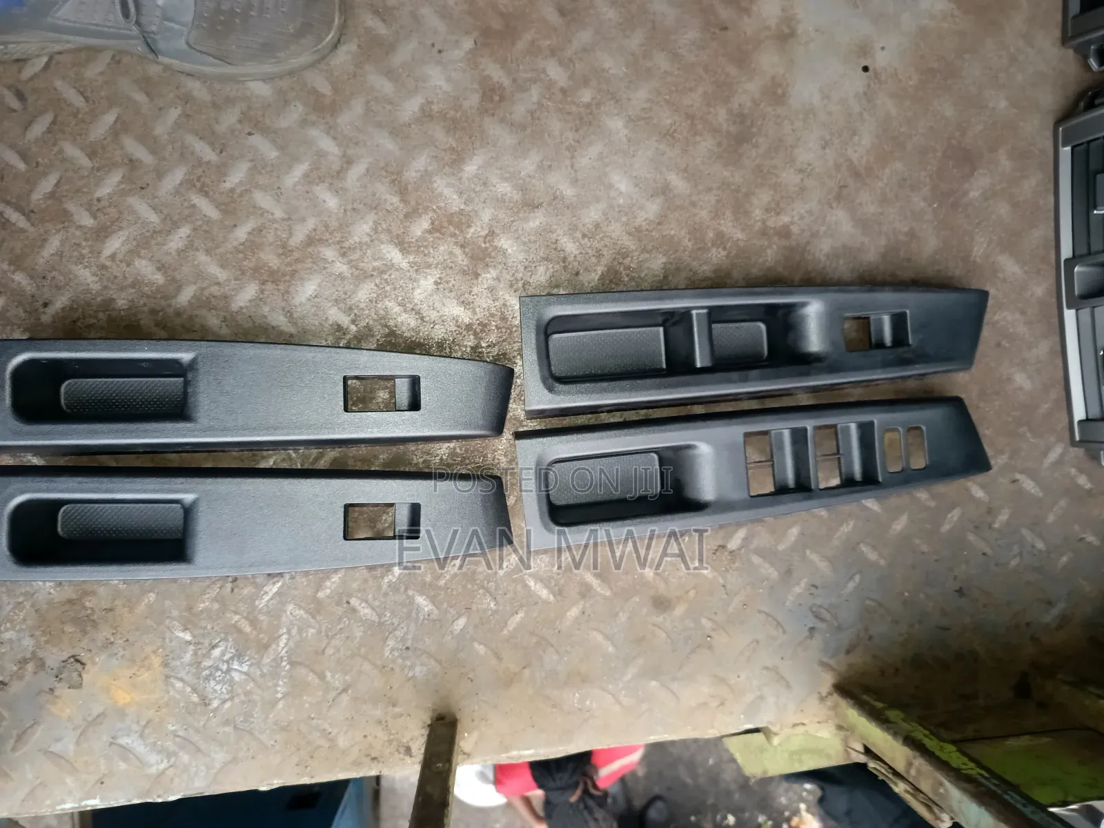 Door Switch Cover Vitz Juwela 2013 Rear Doors A