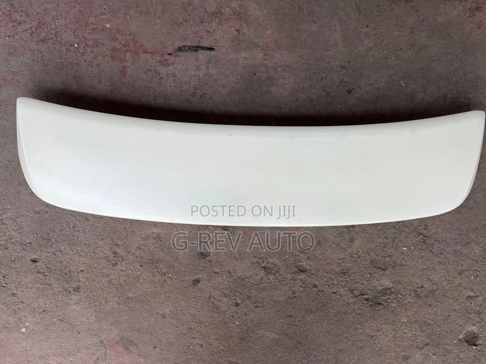 Toyota  Fielder Spoiler.
