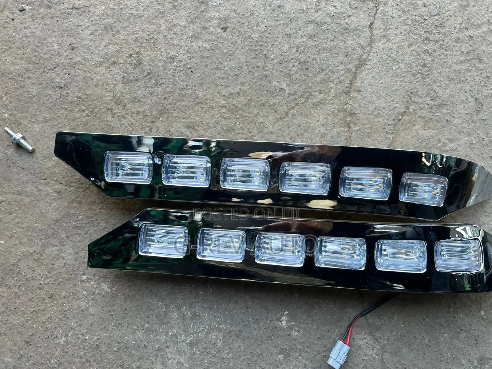 Lc 200/ Prado J150  Bumper  Lights