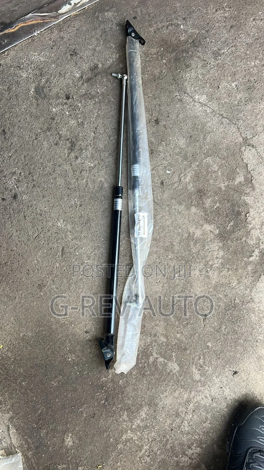 Starlet Ep82  Boot Shocks Struts
