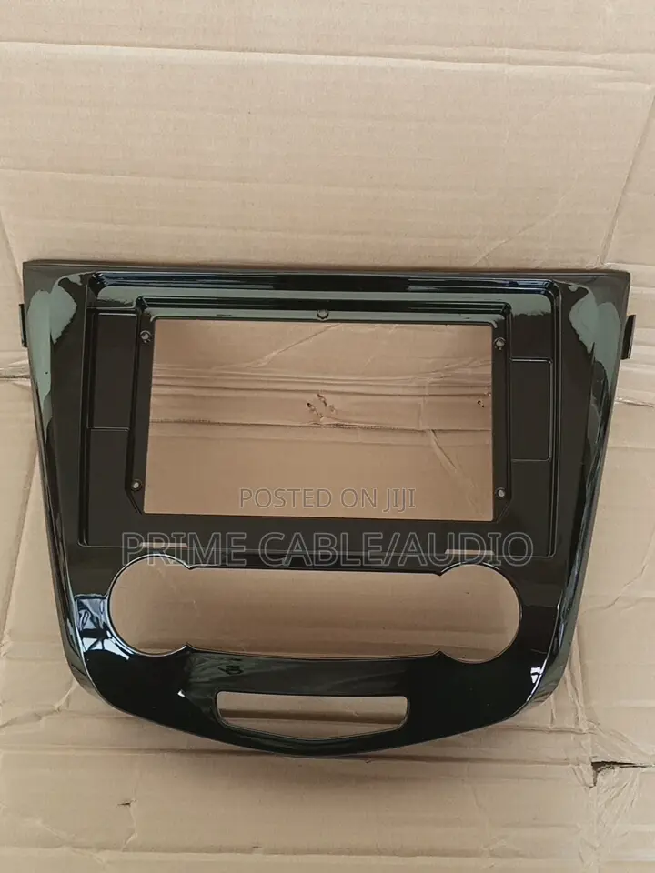 Nissan X-Trail T32 2014-2021 10 Inch Frame /Console